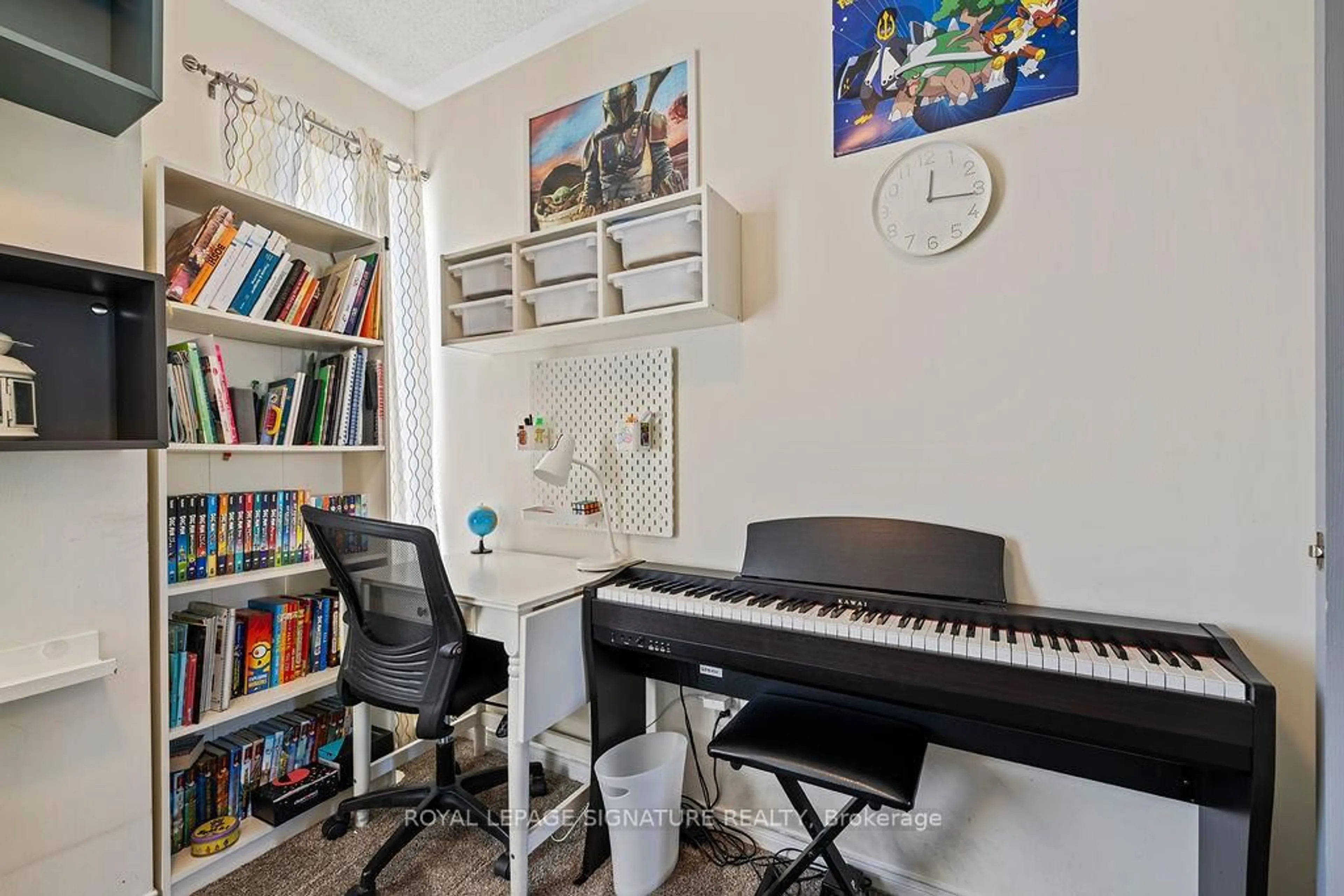 A pic of a room for 3025 Destination Dr #1, Mississauga Ontario L5M 0P3