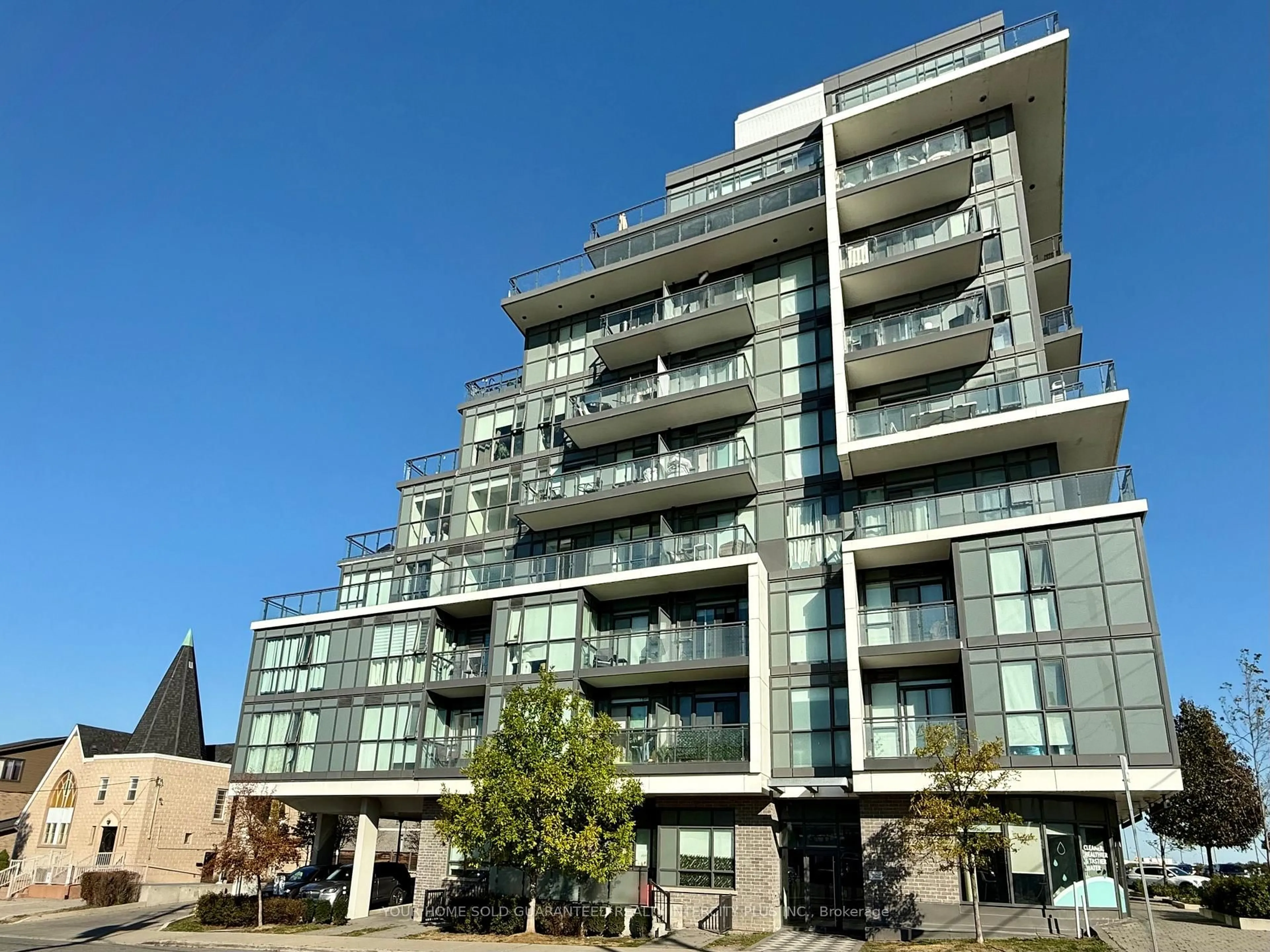 Unknown for 16 McAdam Ave #302, Toronto Ontario M6A 0B9