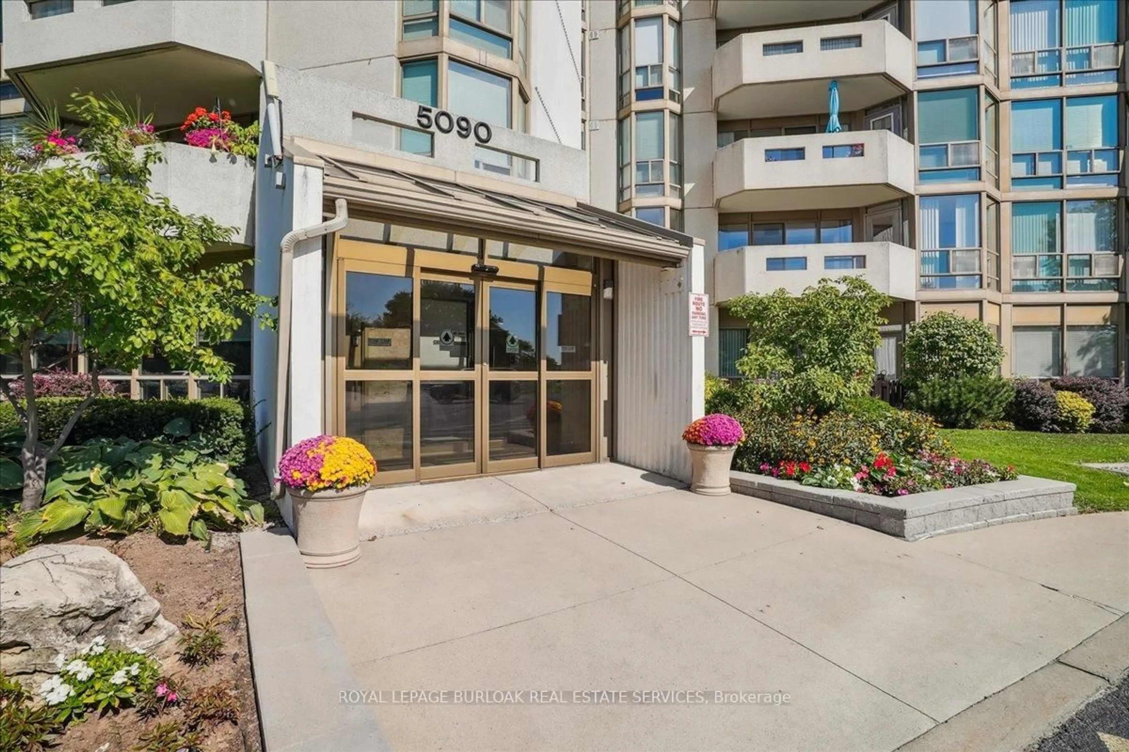 Unknown for 5090 Pinedale Ave #1105, Burlington Ontario L7L 3V8