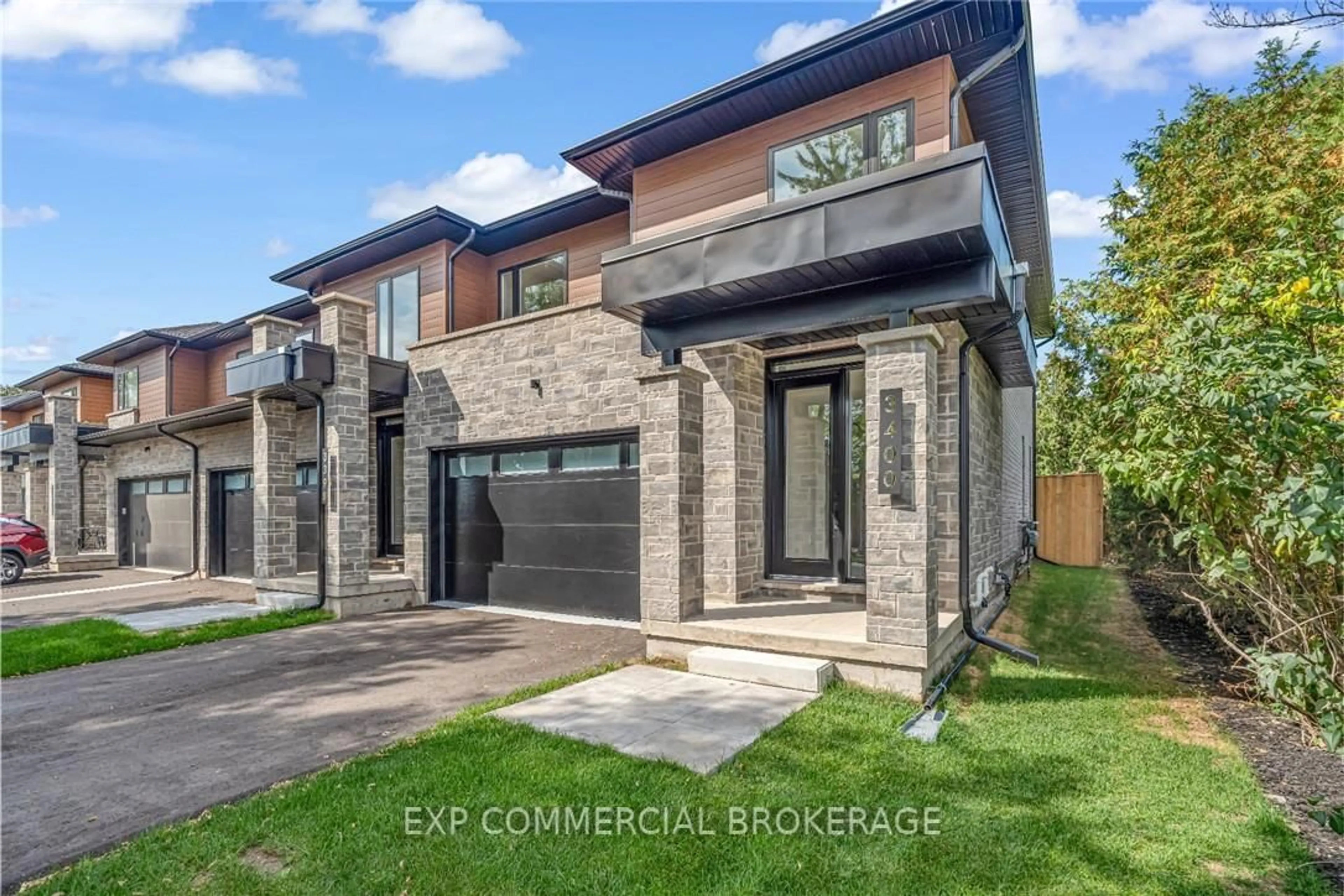 Home with brick exterior material, street for 3400 CARTER Common, Burlington Ontario L7M 3R9