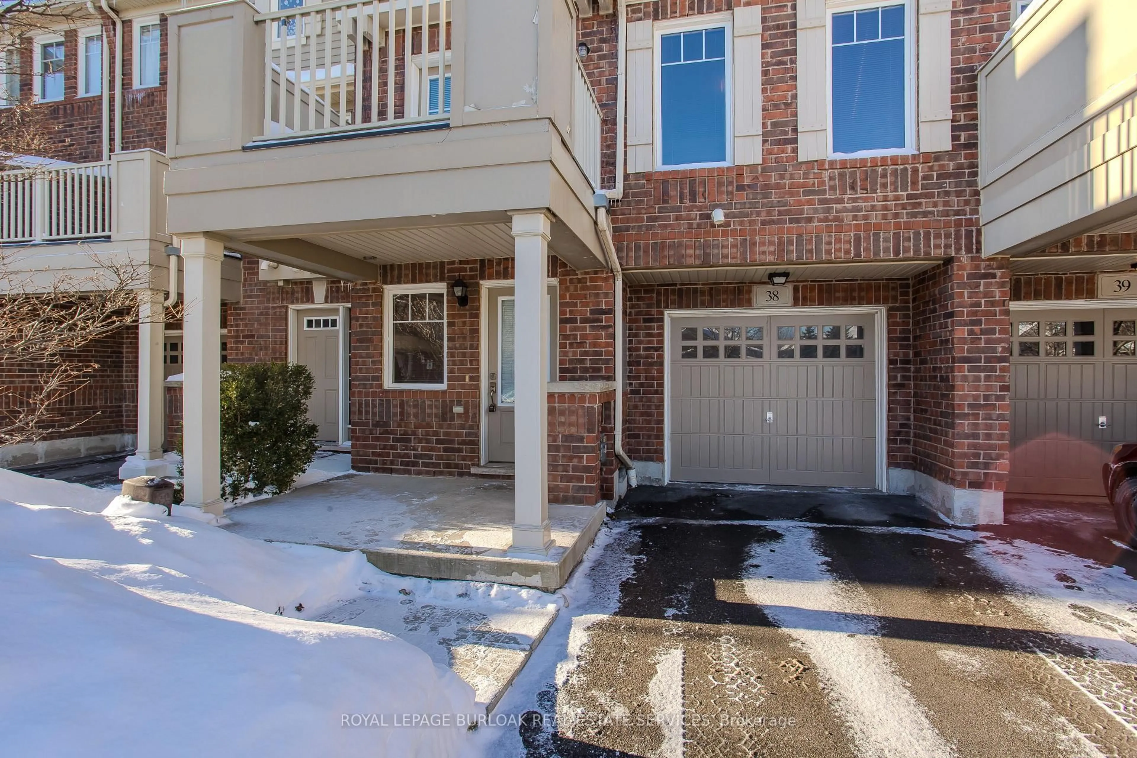 Unknown for 3050 Rotary Way #38, Burlington Ontario L7M 0G8