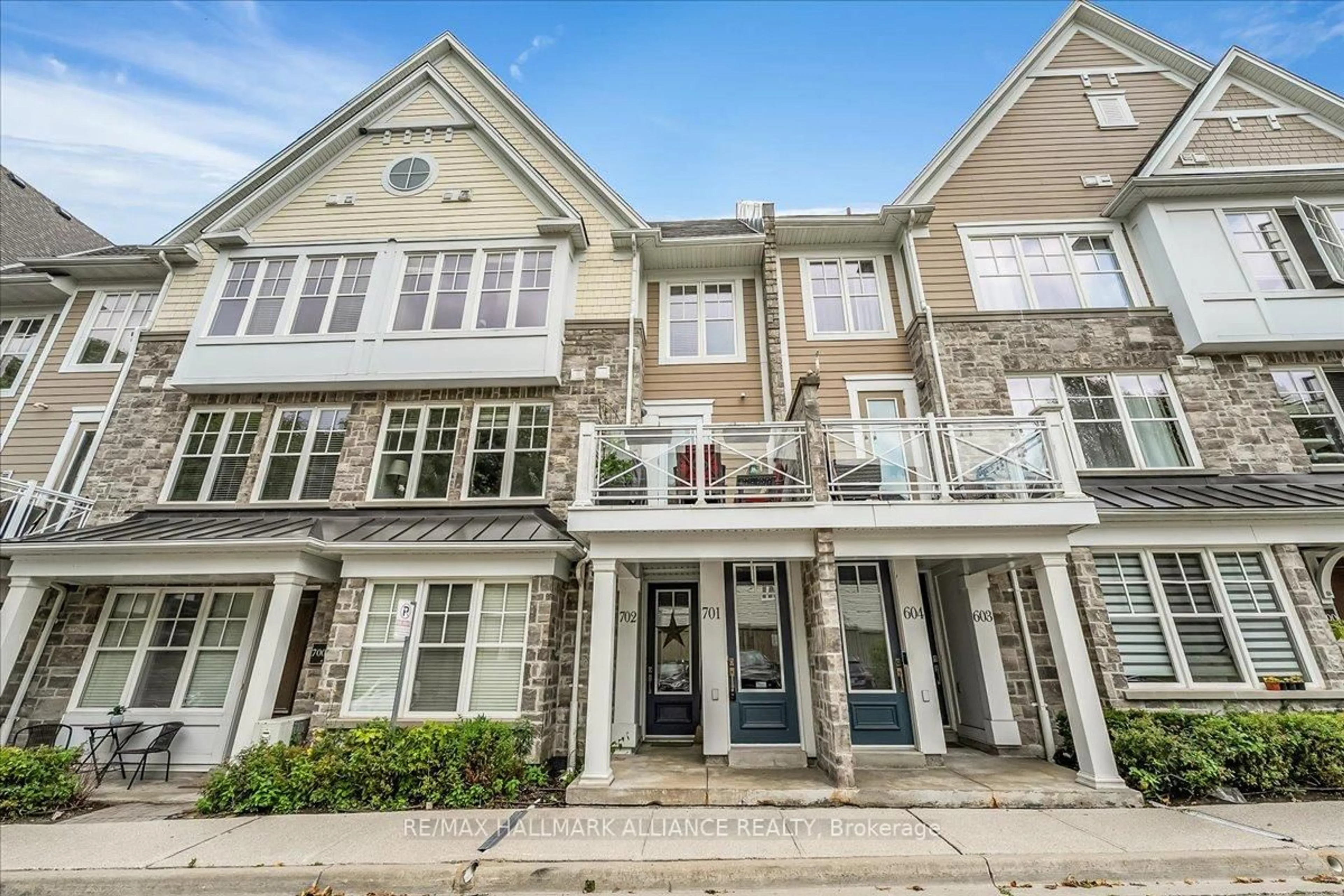 Unknown for 1011 Deta Rd #701, Mississauga Ontario L5E 0A2