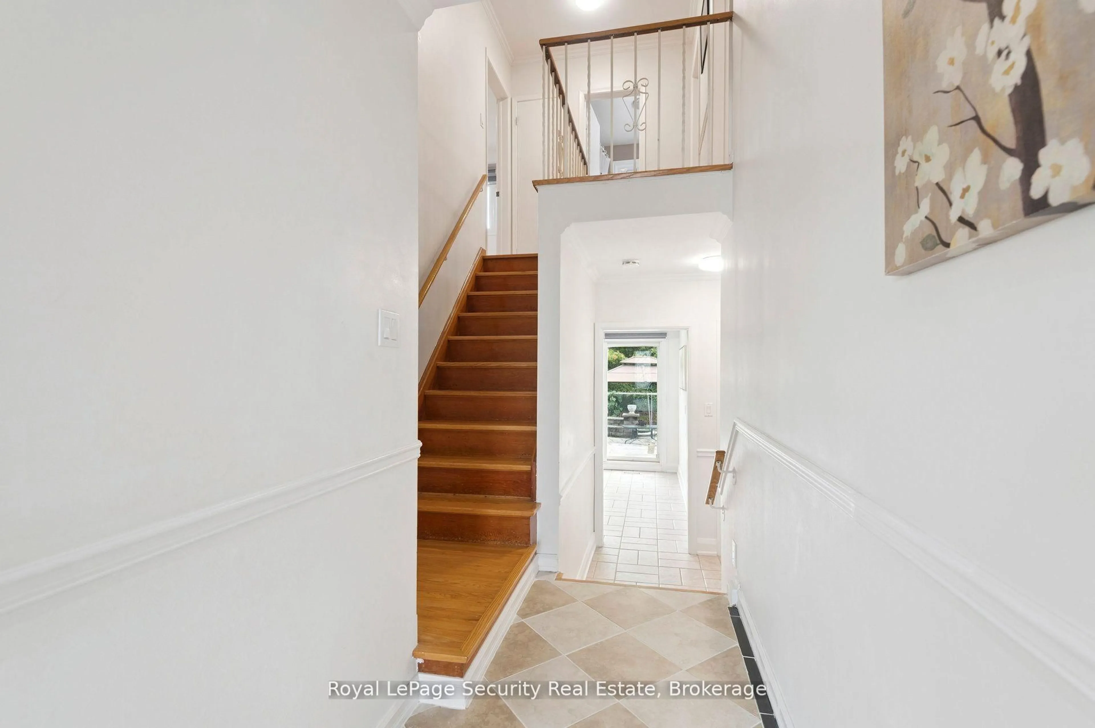 Unknown for 128 Sentinel Rd, Toronto Ontario M3J 1T2