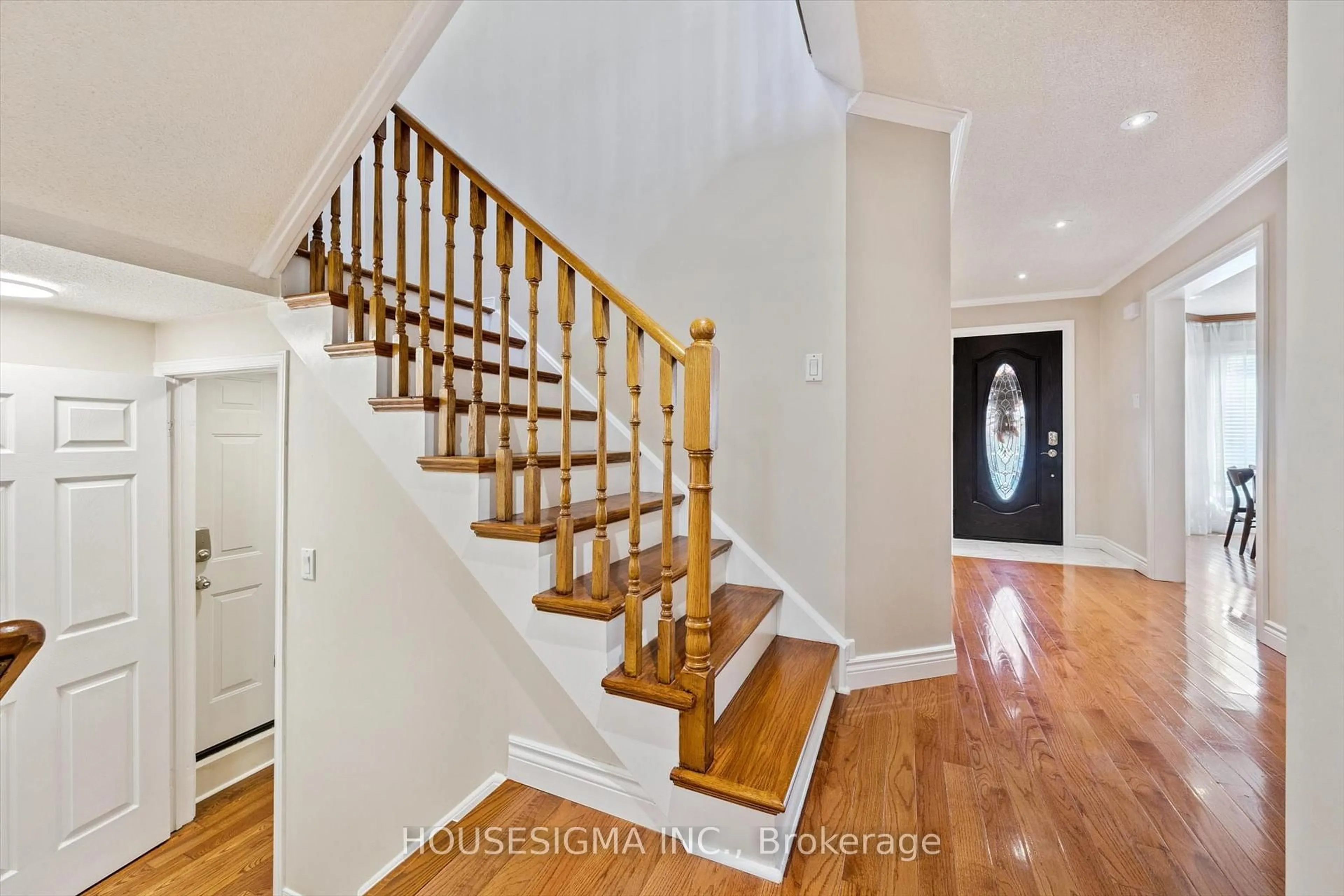 Unknown for 1197 Old Oak Dr, Oakville Ontario L6M 3K6