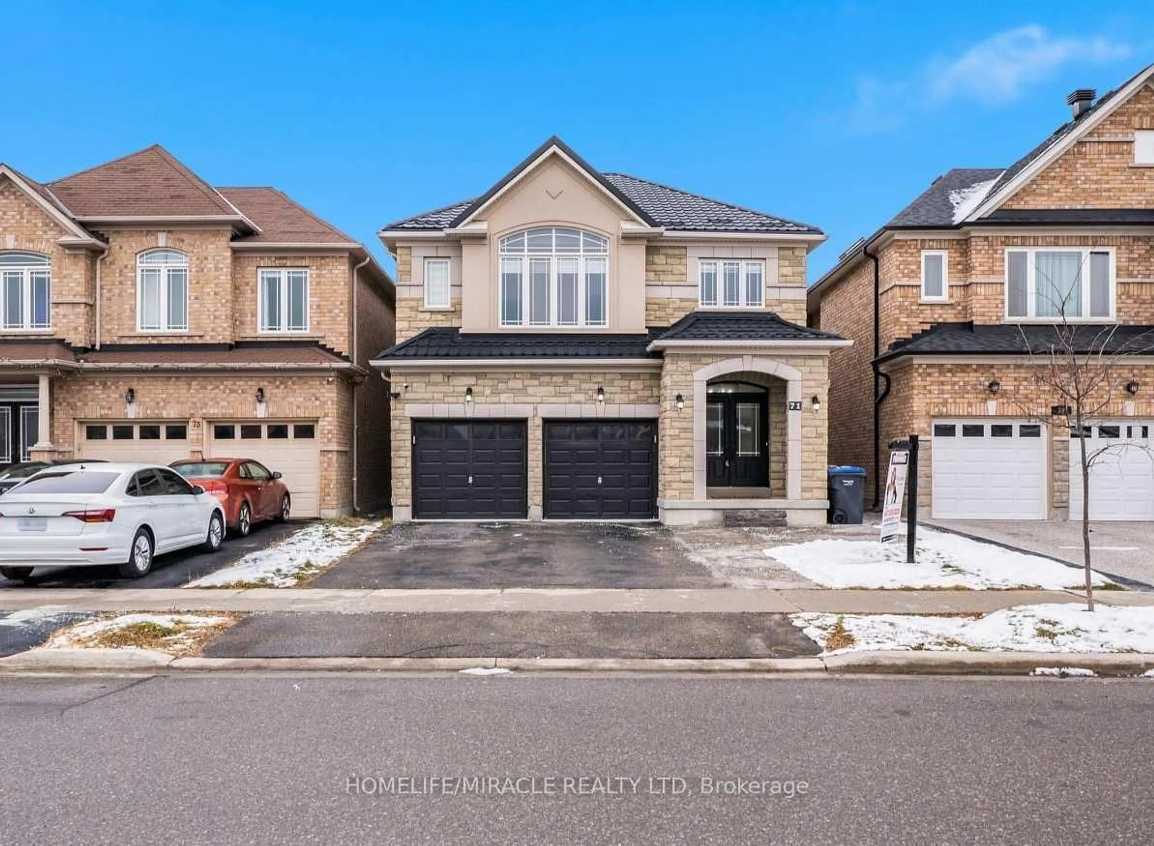 Home with brick exterior material, street for 71 Skyvalley Dr, Brampton Ontario L6P 3B7