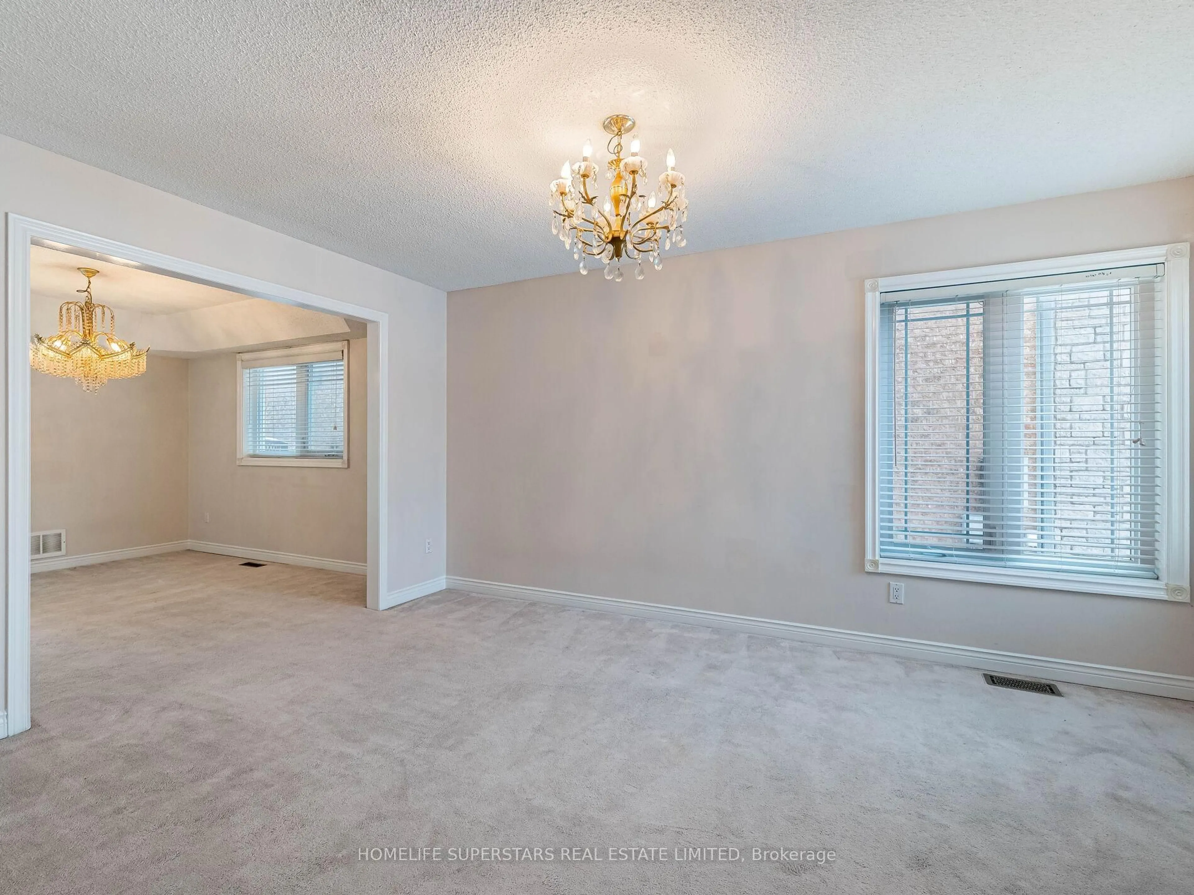 A pic of a room for 54 Hollybush St, Brampton Ontario L6R 1A6