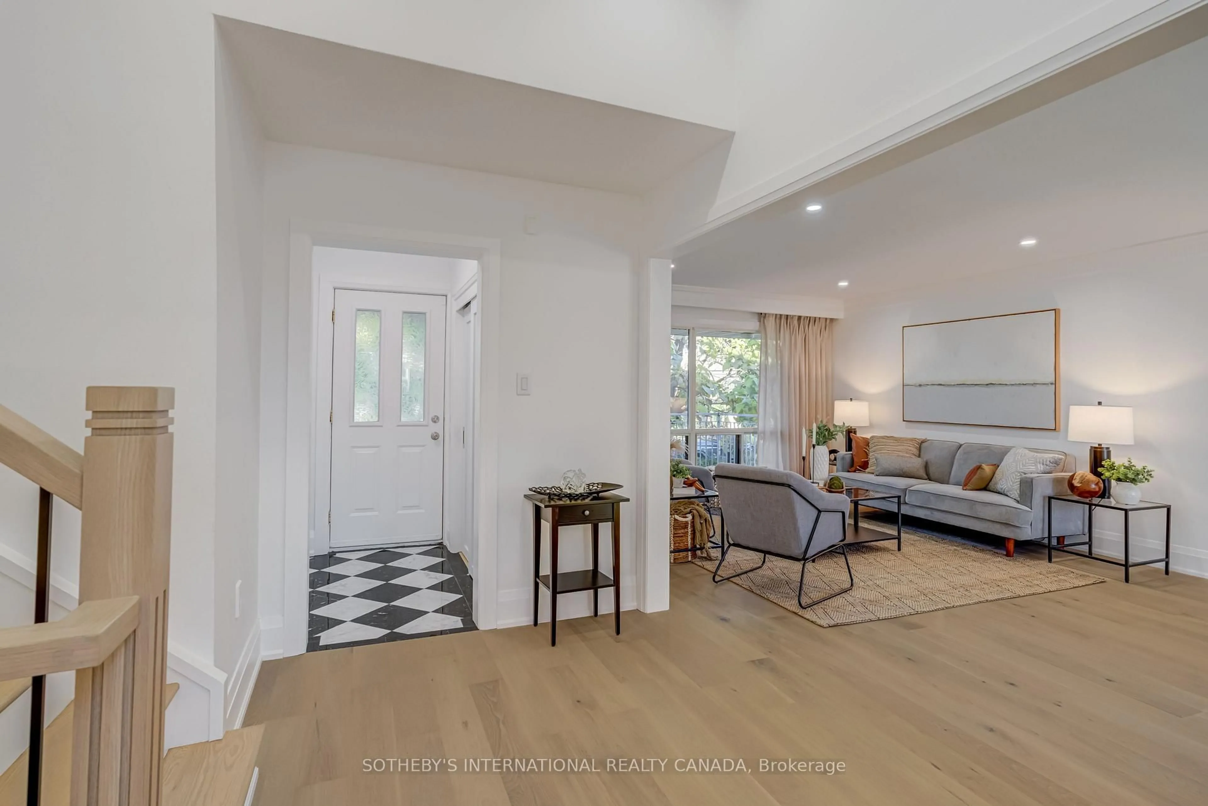 Indoor entryway for 34 Euphrasia Dr, Toronto Ontario M6B 3V9