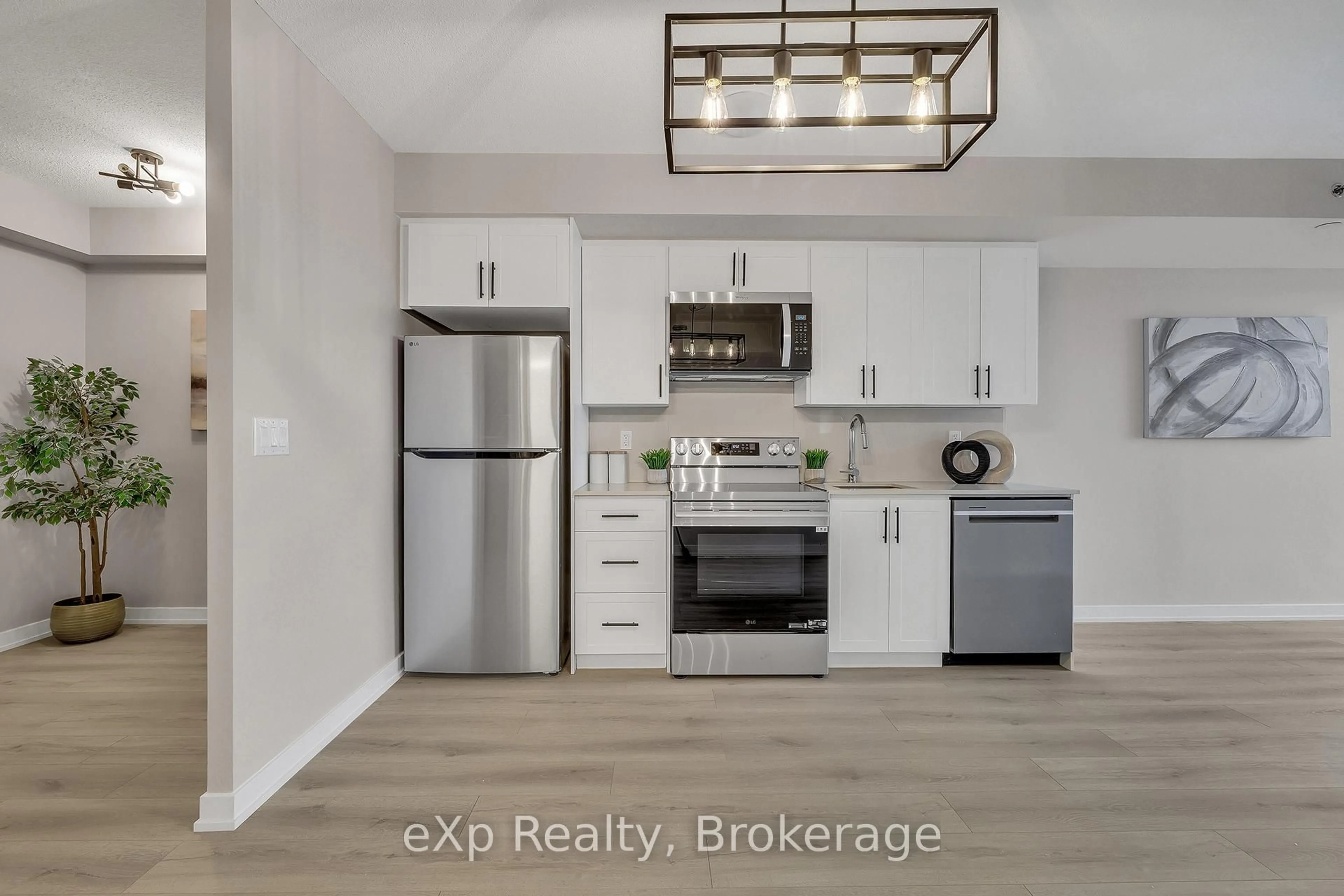 Open concept kitchen, unknown for 3210 Dakota Common #A614, Burlington Ontario L7M 2A8