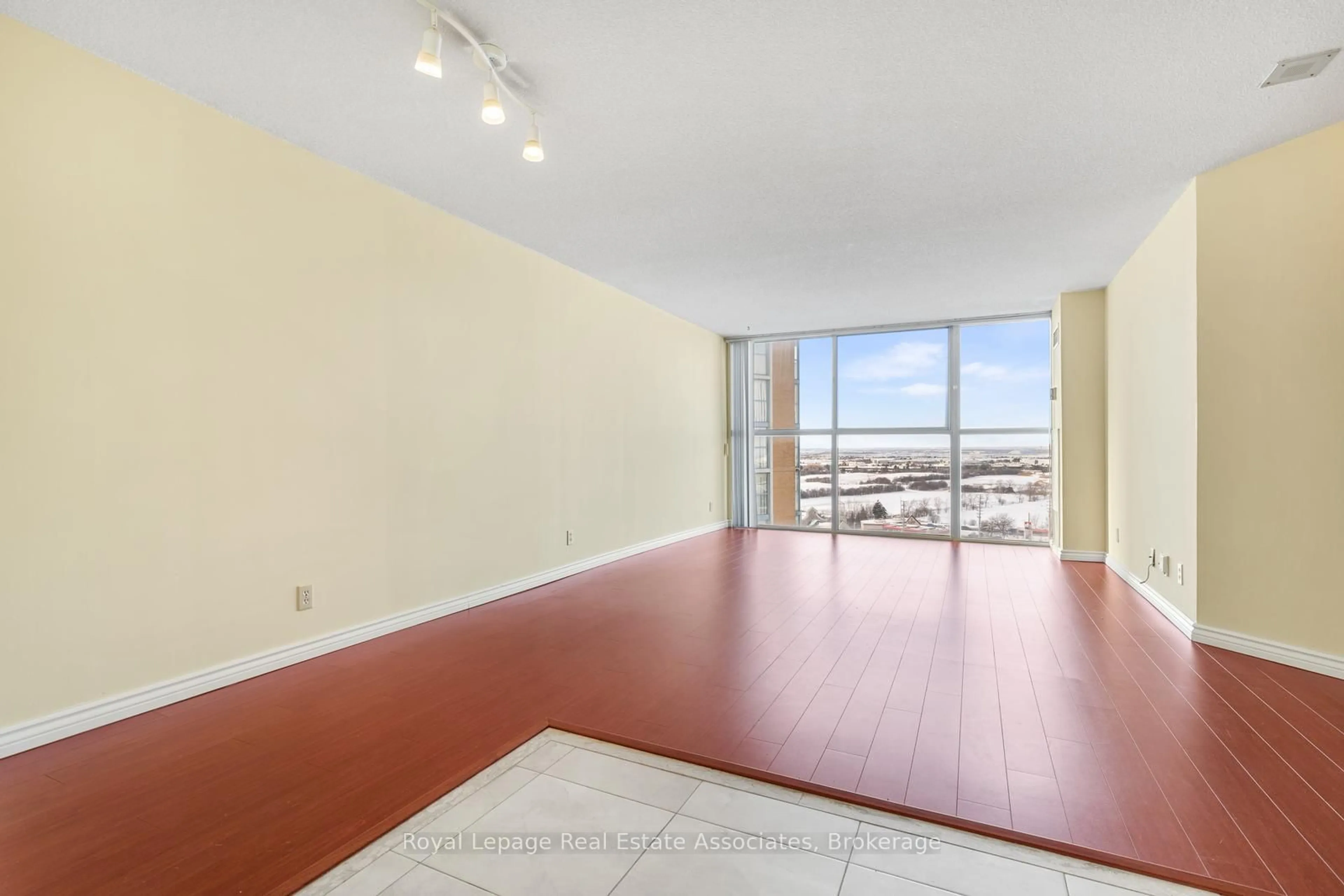 Unknown for 35 Trailwood Dr #1515, Mississauga Ontario L4Z 3L6