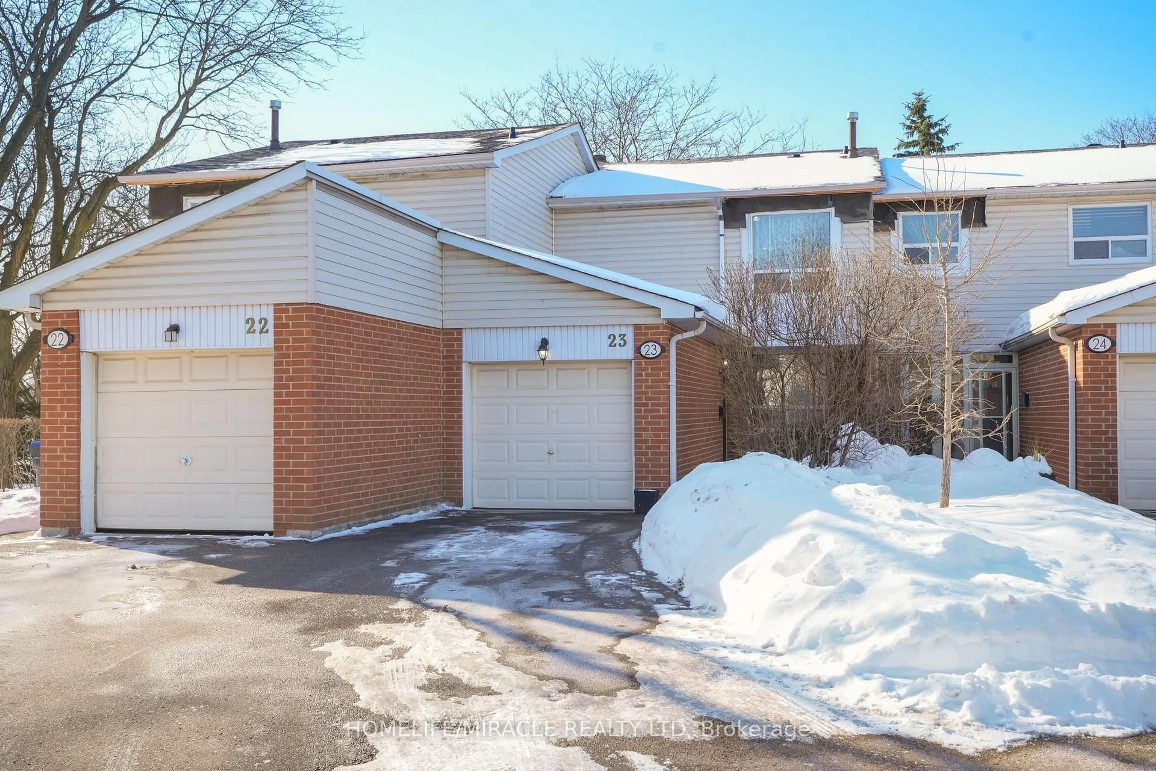 Unknown for 525 Meadows Blvd #23, Mississauga Ontario L4Z 1H2