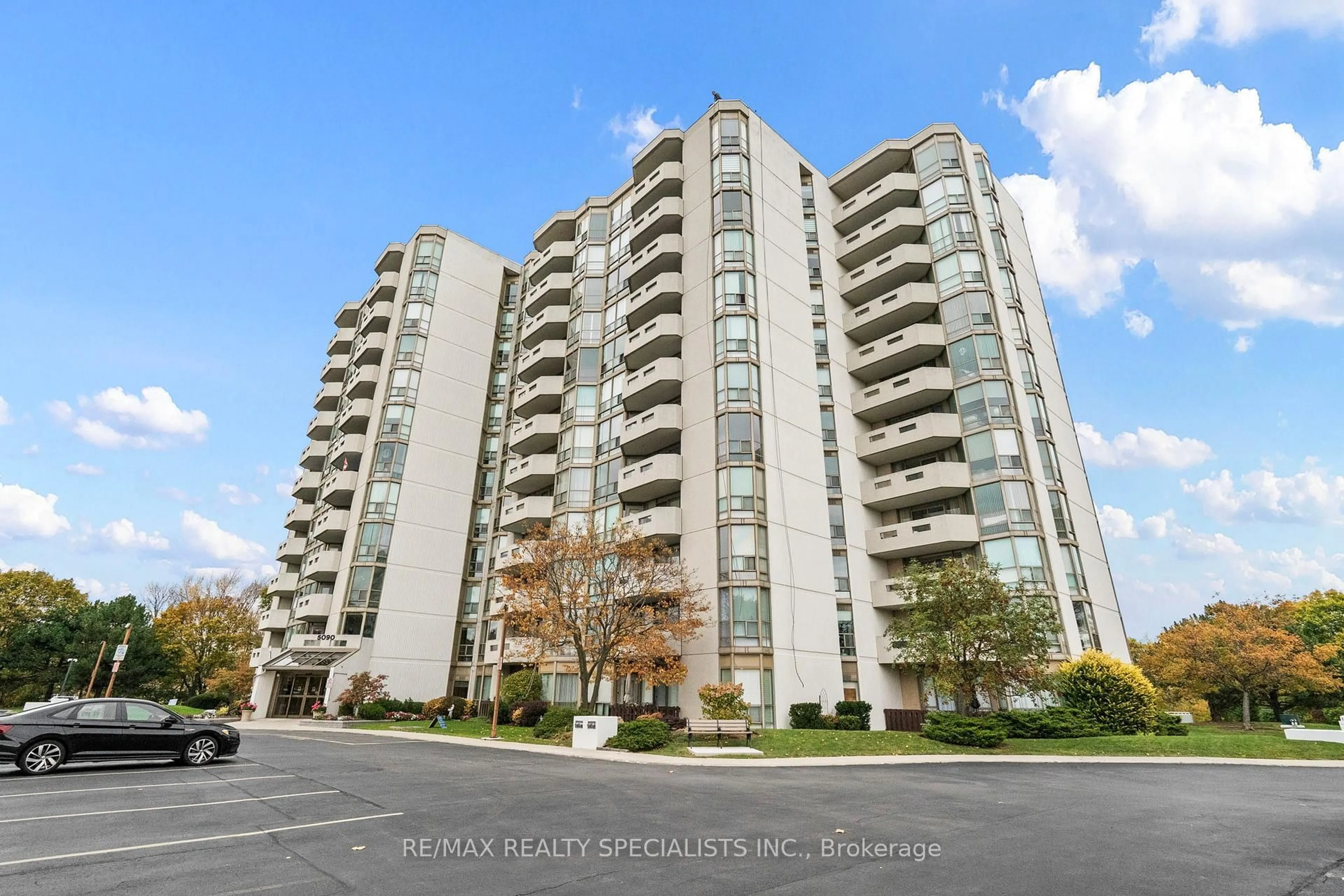 Unknown for 5090 Pinedale Ave #209, Burlington Ontario L7L 3V8