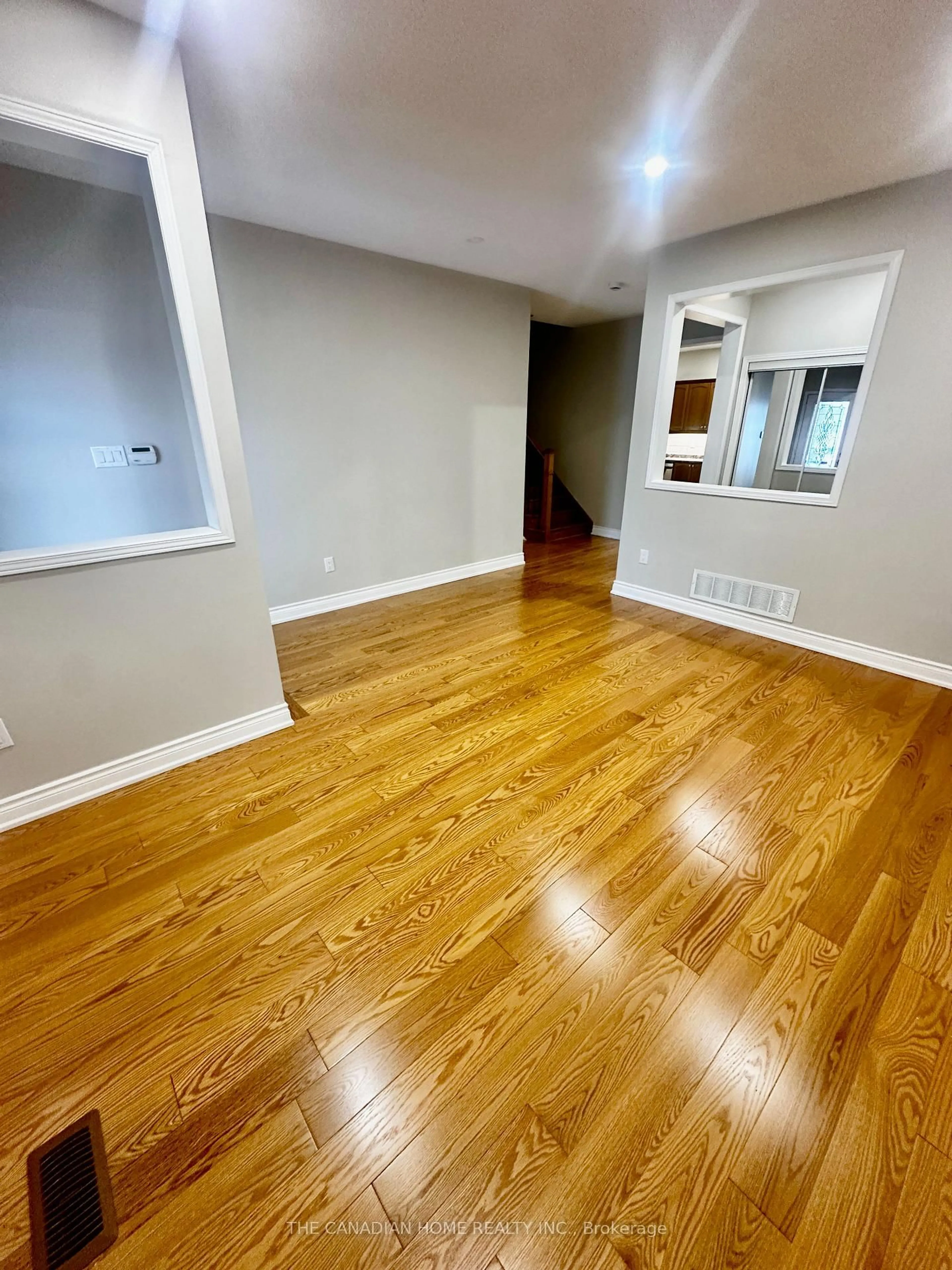 A pic of a room for 38 Crystal Glen Cres, Brampton Ontario L6X 0K2