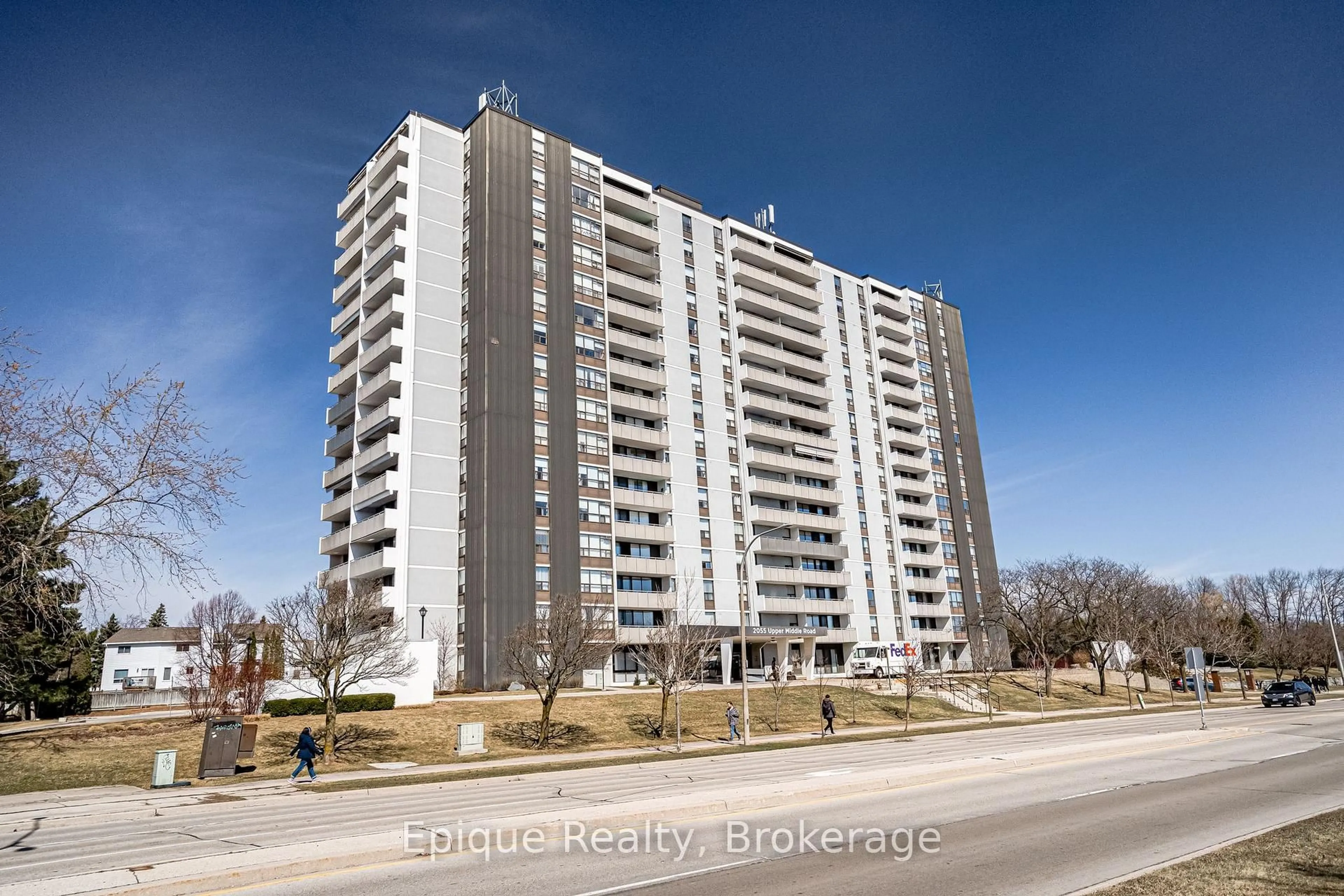 A pic from outside/outdoor area/front of a property/back of a property/a pic from drone, building for 2055 UPPER MIDDLE Rd #409, Burlington Ontario L7P 3P4