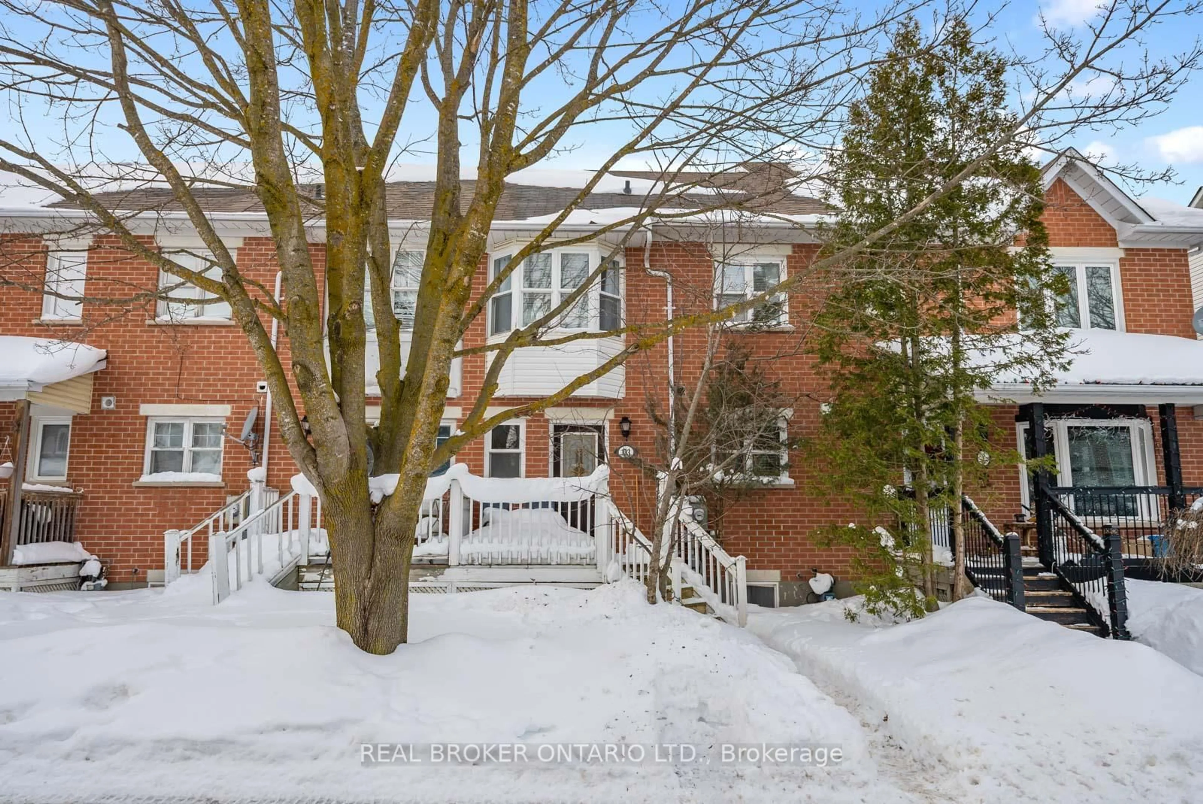 A pic from outside/outdoor area/front of a property/back of a property/a pic from drone, street for 313 Elderberry St, Orangeville Ontario L9W 4Z6