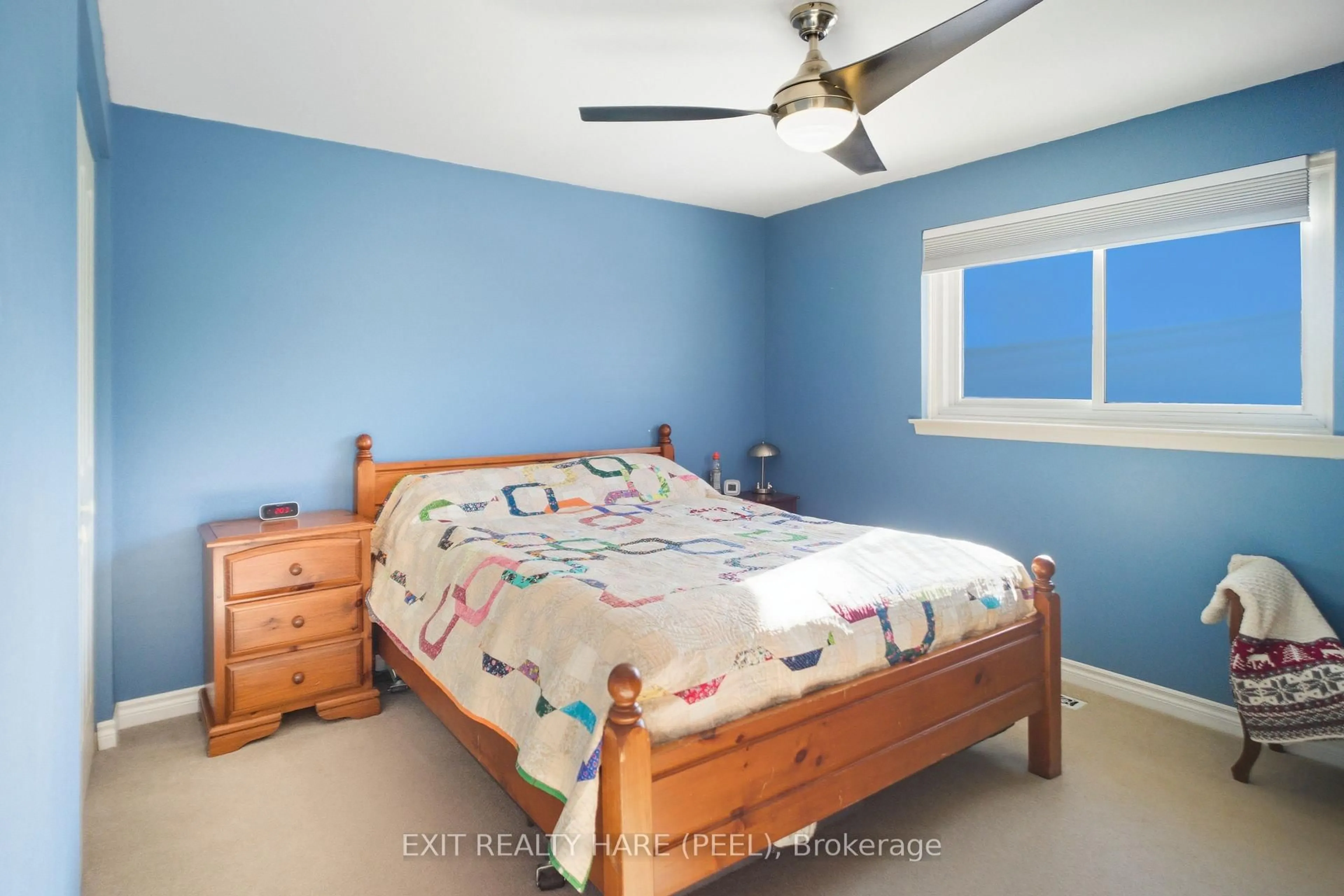 Bedroom with bed, unknown for 20 Sutherland Ave, Brampton Ontario L6V 2H4