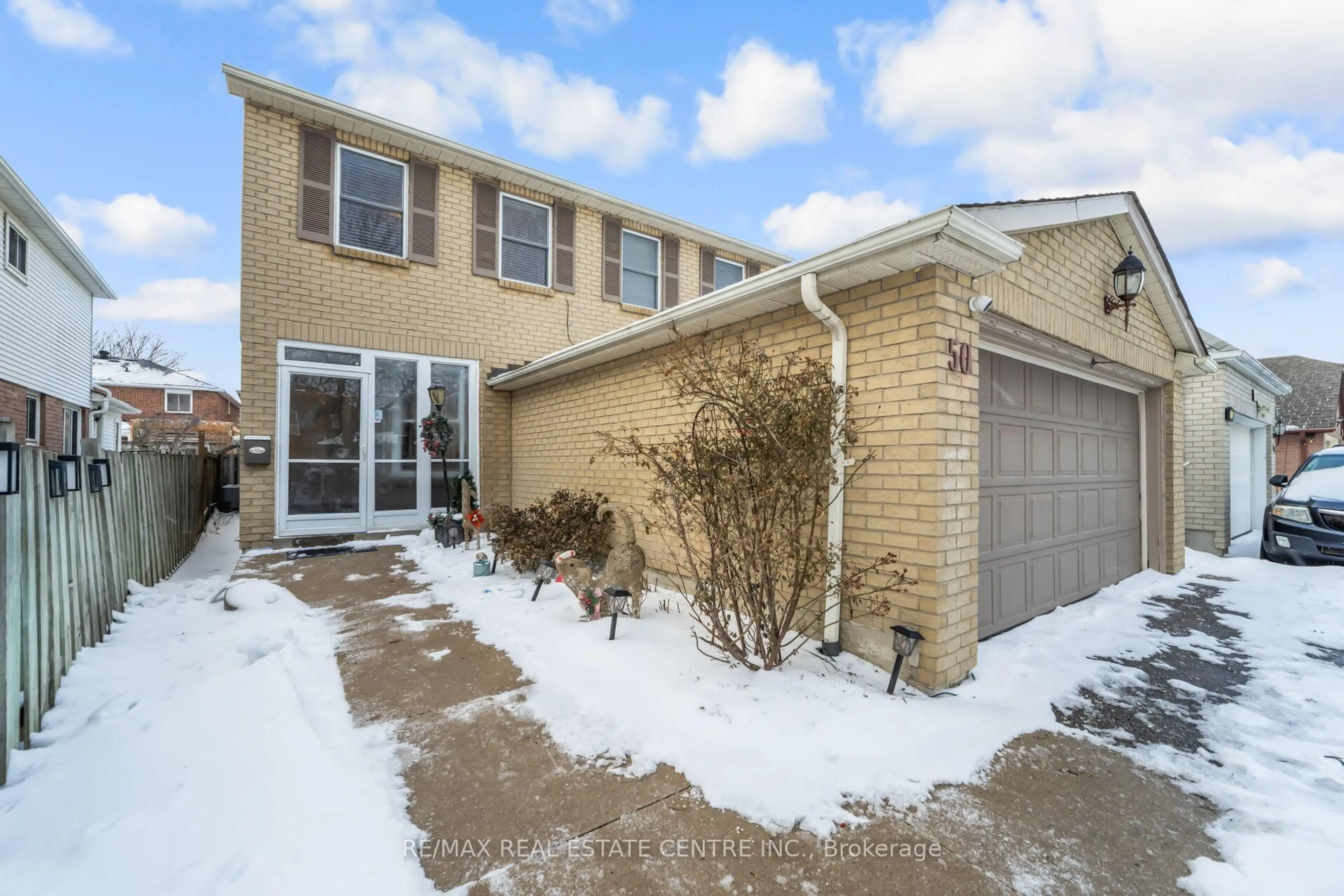 Unknown for 50 Lacewood Cres, Brampton Ontario L6S 3K4