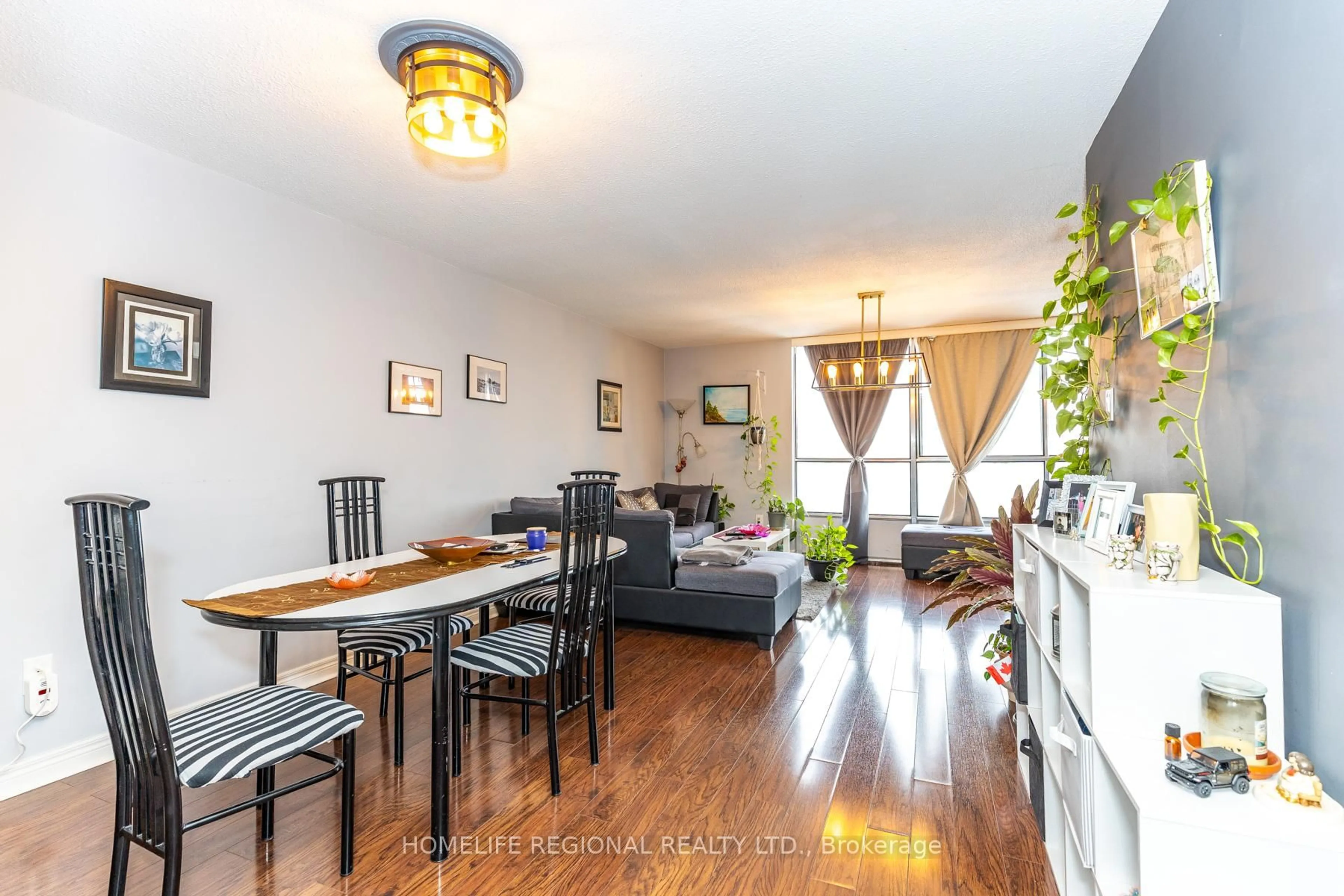 Dining room, wood/laminate floor for 10 Martha Eaton Way #PH14-2414, Toronto Ontario M6M 5B3