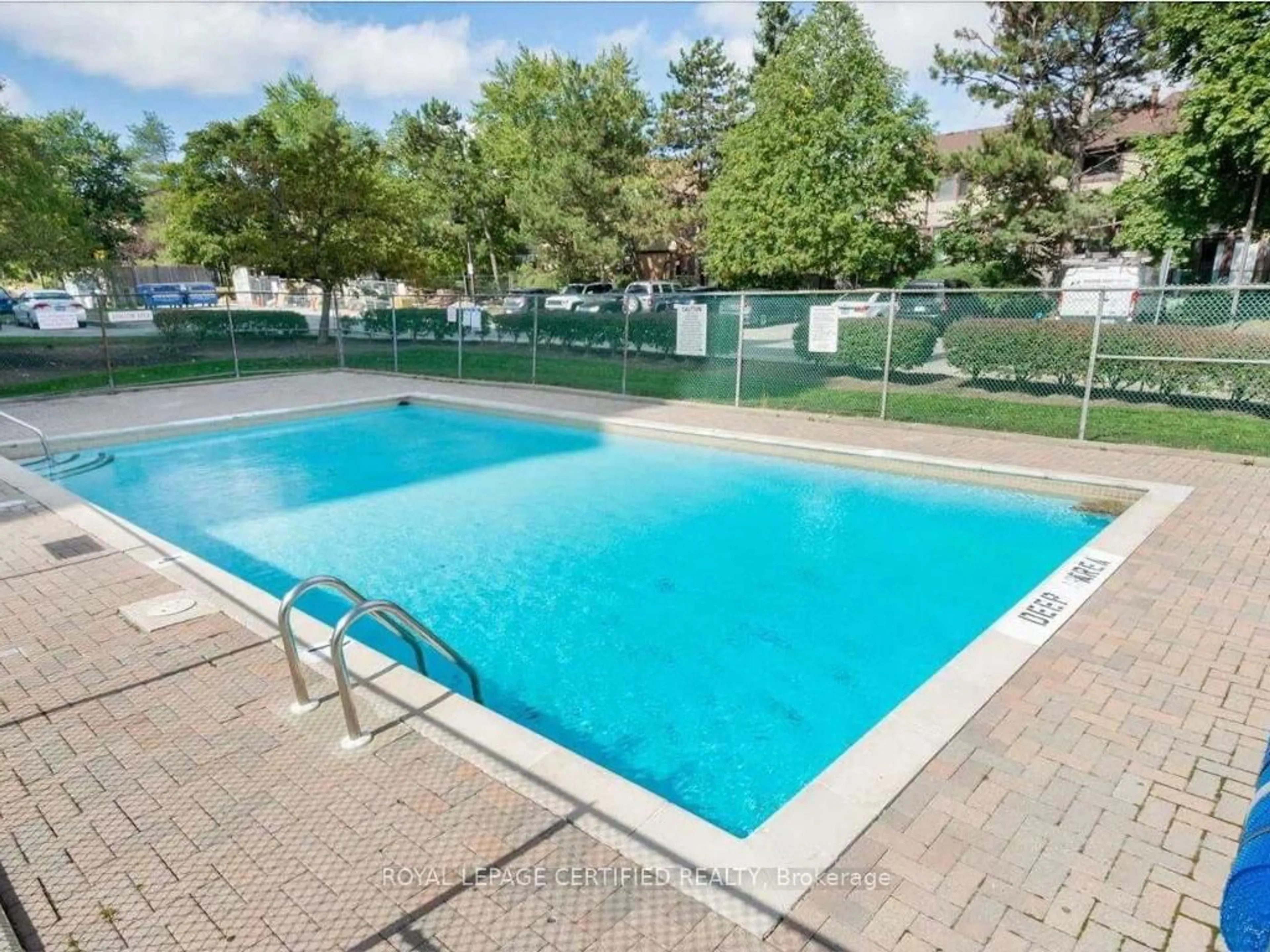Pool for 2929 Aquitaine Ave #1209, Mississauga Ontario L5N 2C7