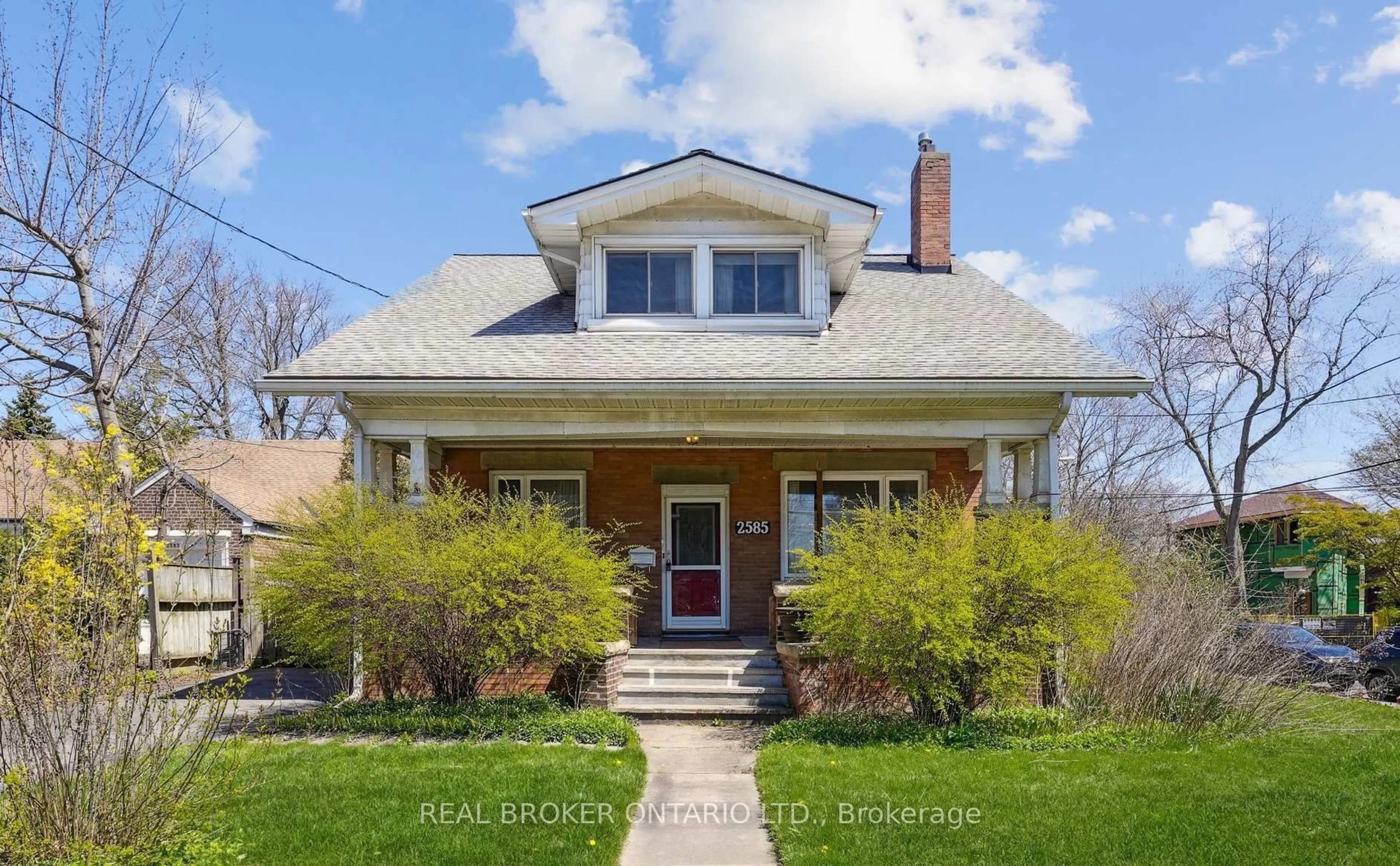 Home with brick exterior material, street for 2585 Lakeshore Blvd, Toronto Ontario M8V 1G3