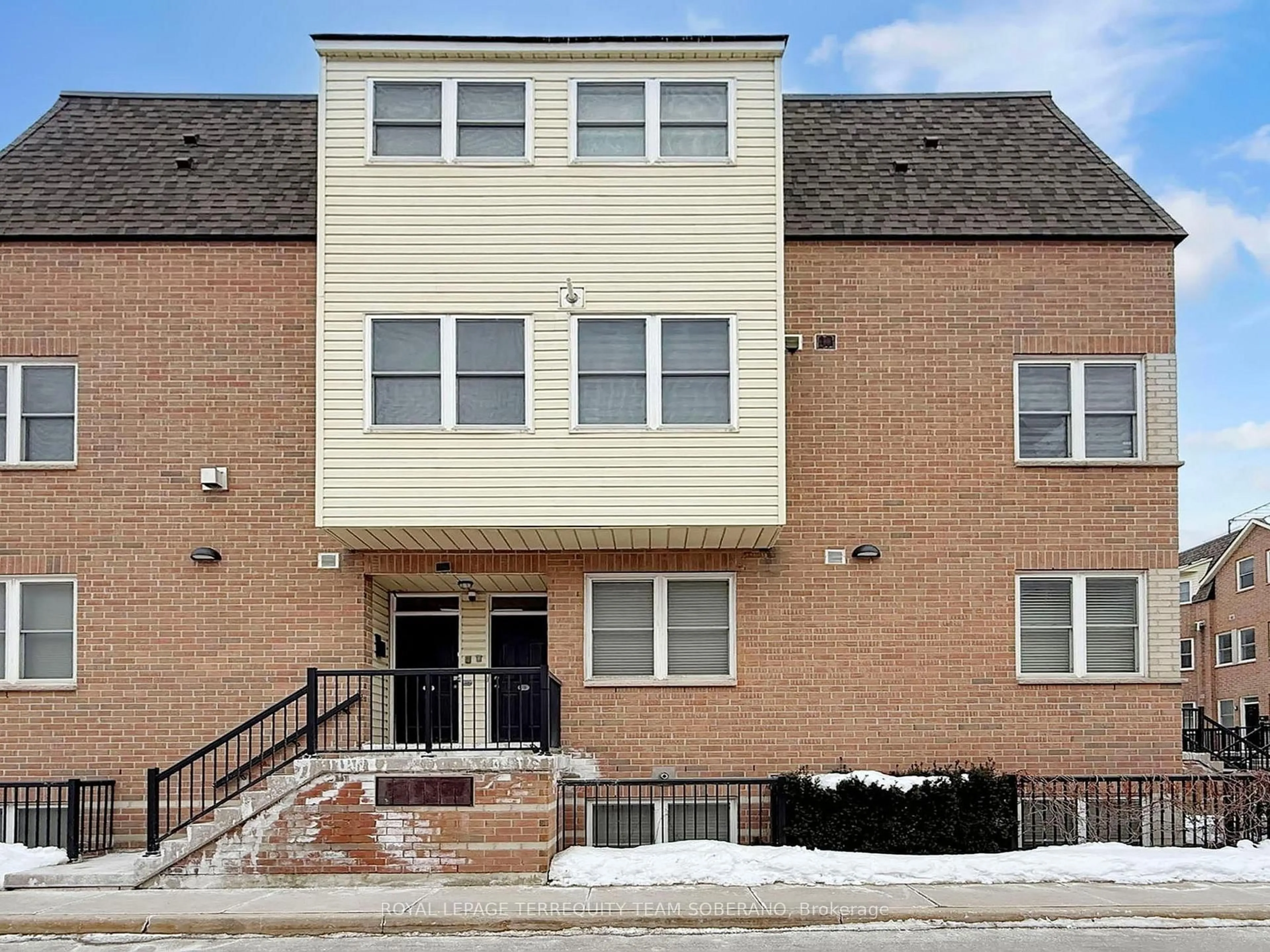 Home with brick exterior material, street for 760 Lawrence Ave #78, Toronto Ontario M6A 3E7