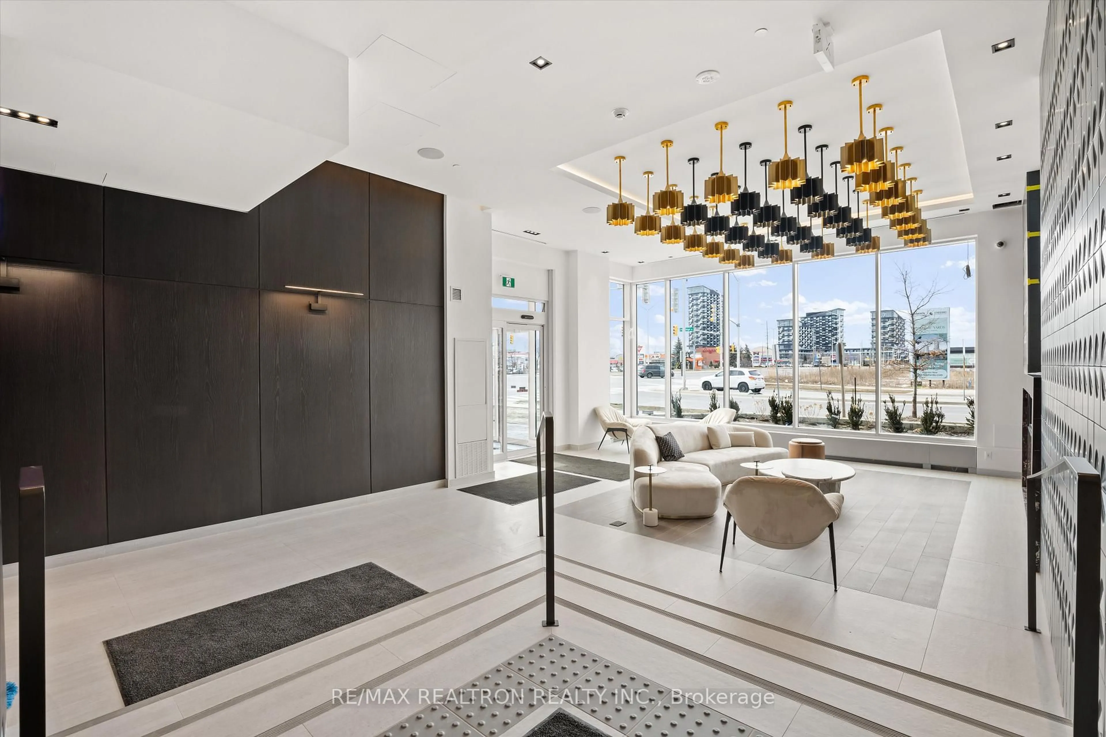 Unknown for 412 Silver Maple Dr #501, Oakville Ontario L6H 7E3