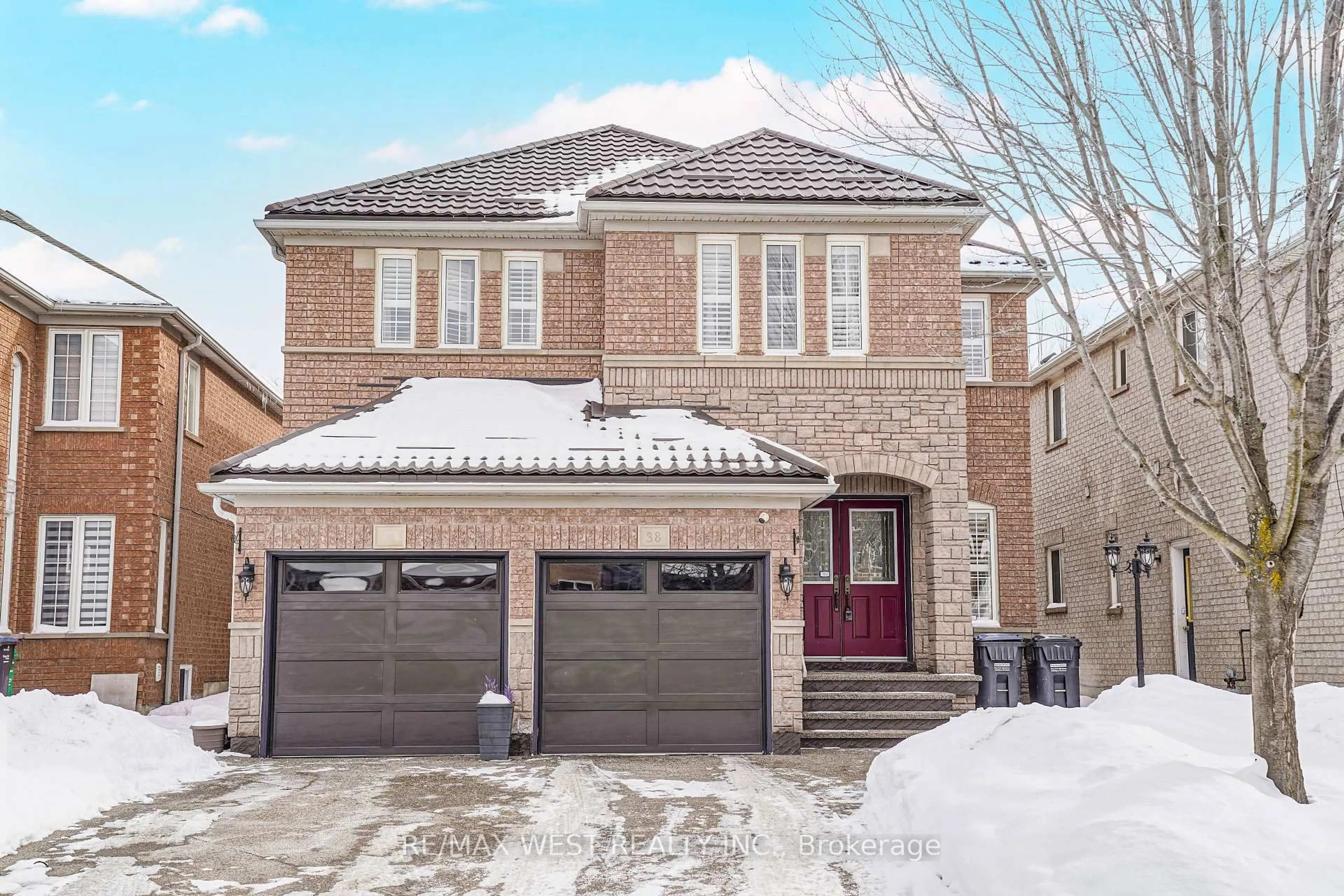 Home with brick exterior material, street for 38 Bottlebrush Dr, Brampton Ontario L6R 2Z5