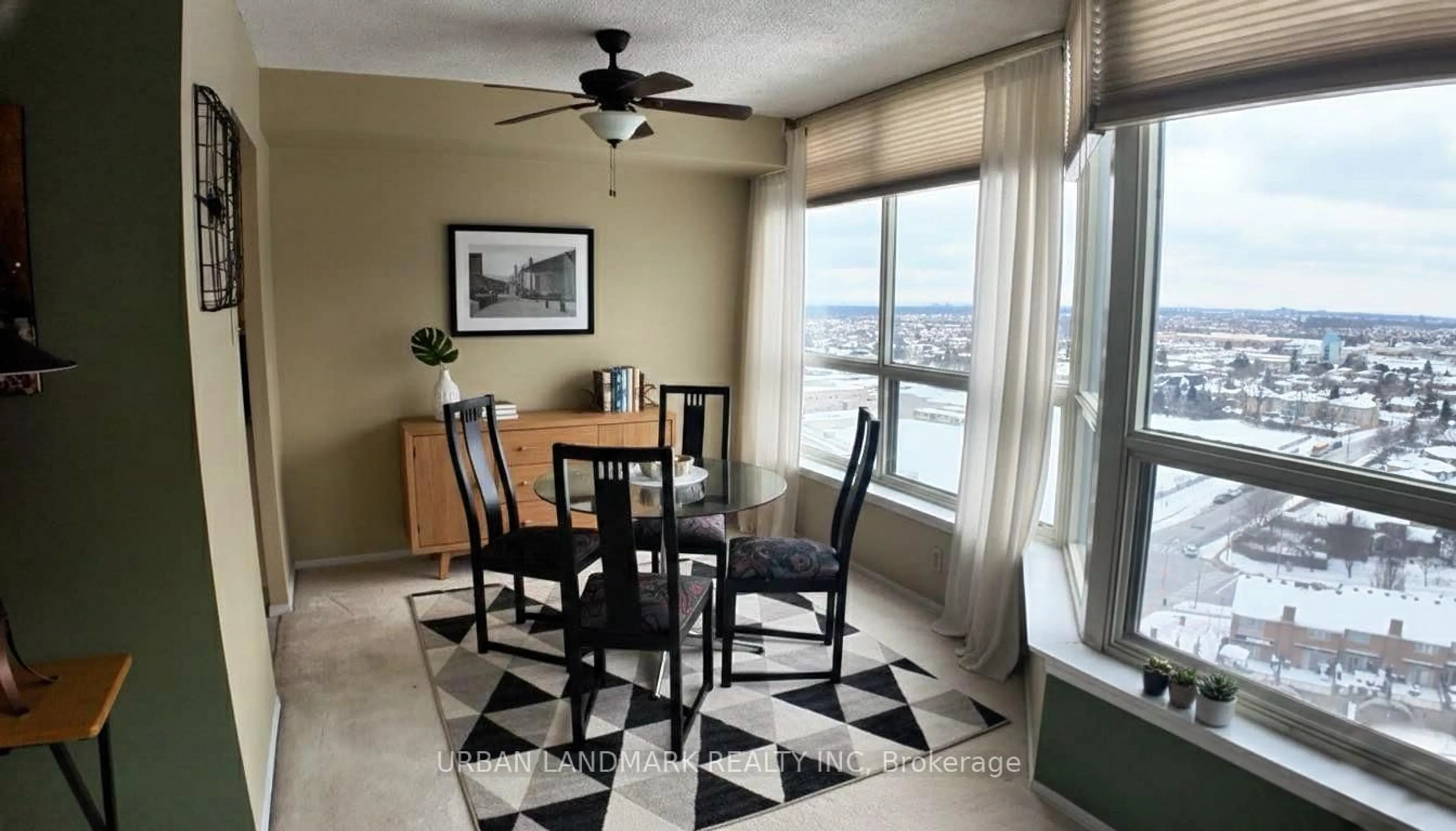 Dining room, unknown for 55 Elm Dr #1901, Mississauga Ontario L5B 3Z3