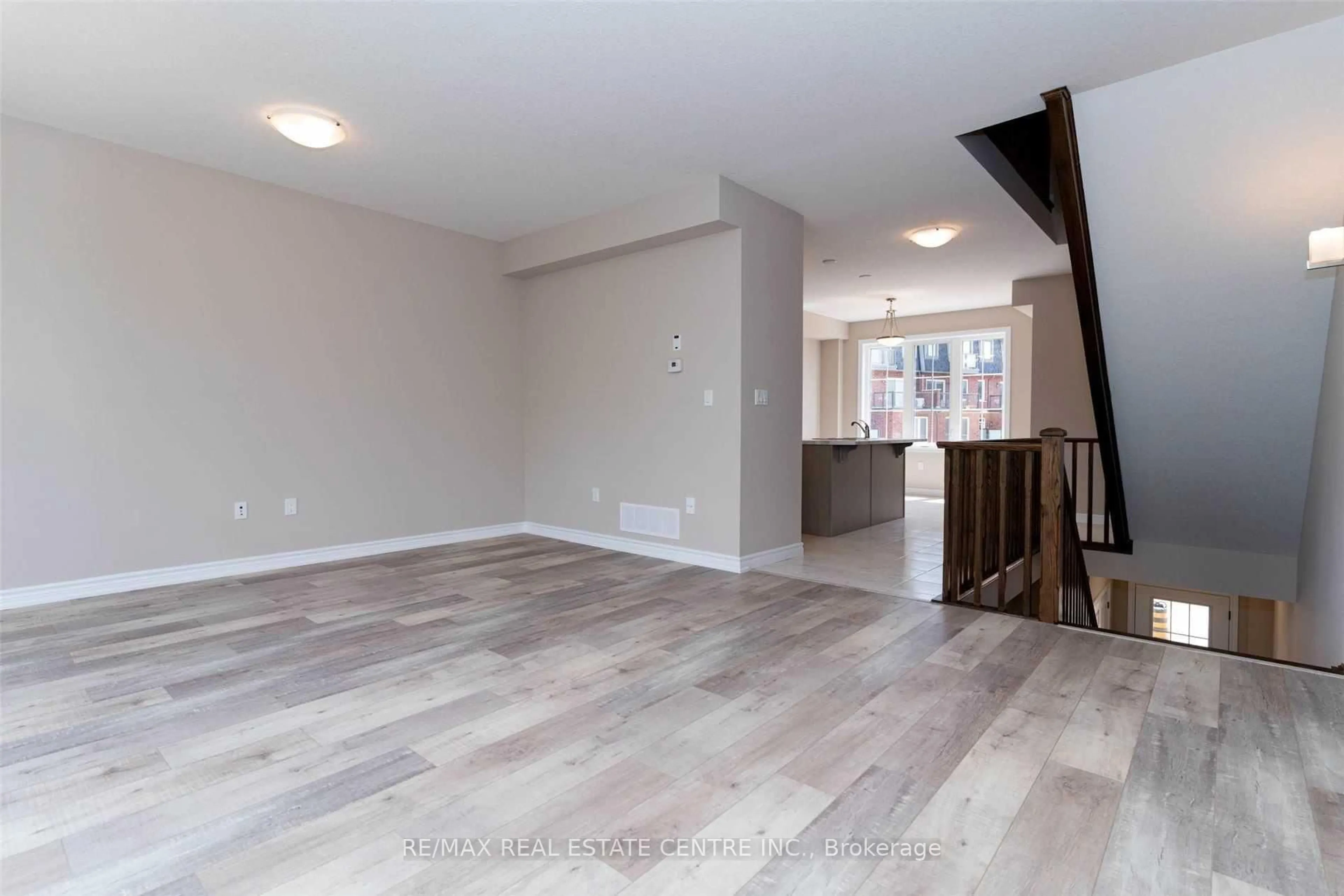 Unknown for 445 Ontario St #17, Milton Ontario L9T 9K2