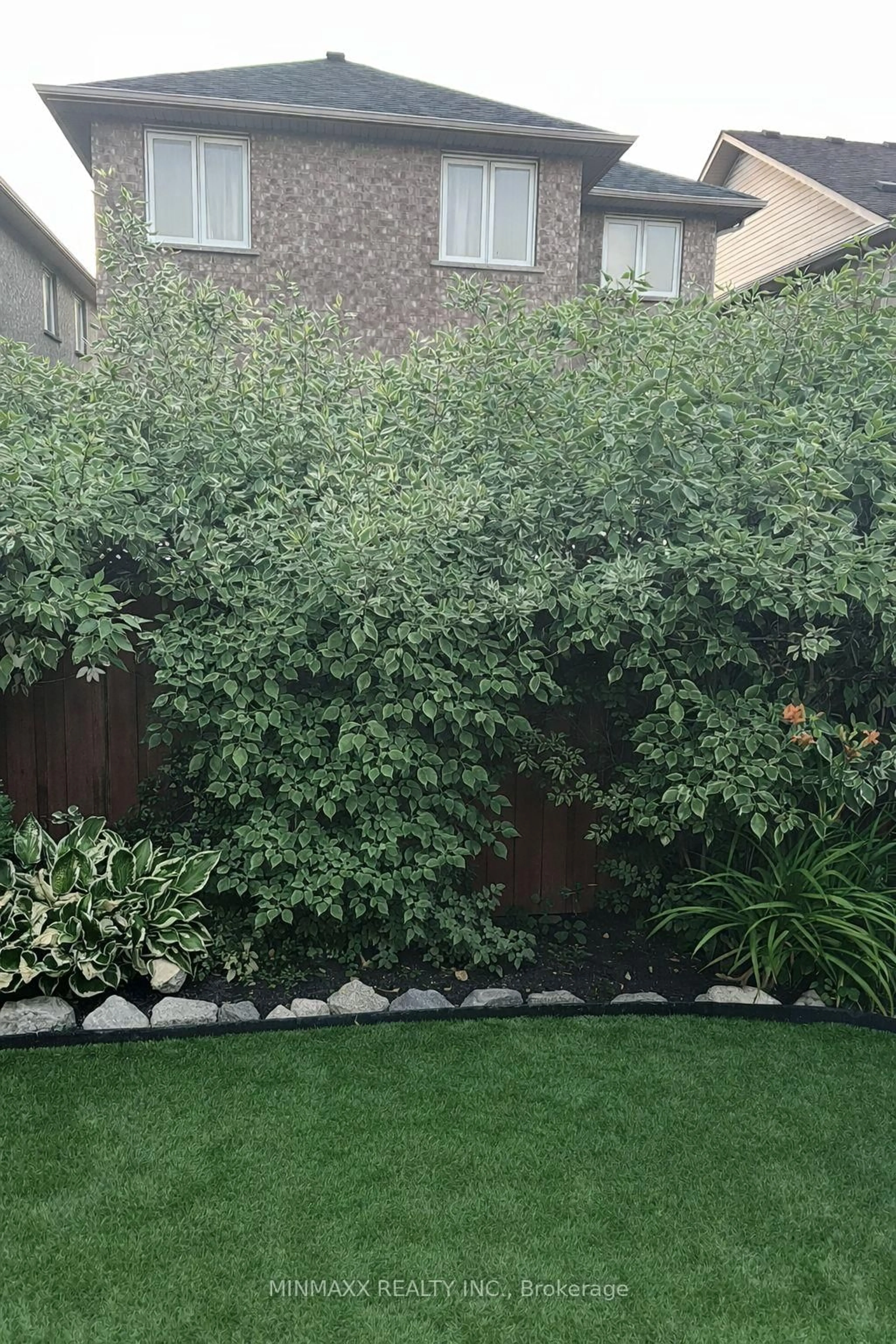 Patio, street for 1215 Lamont Cres, Milton Ontario L9T 6N6