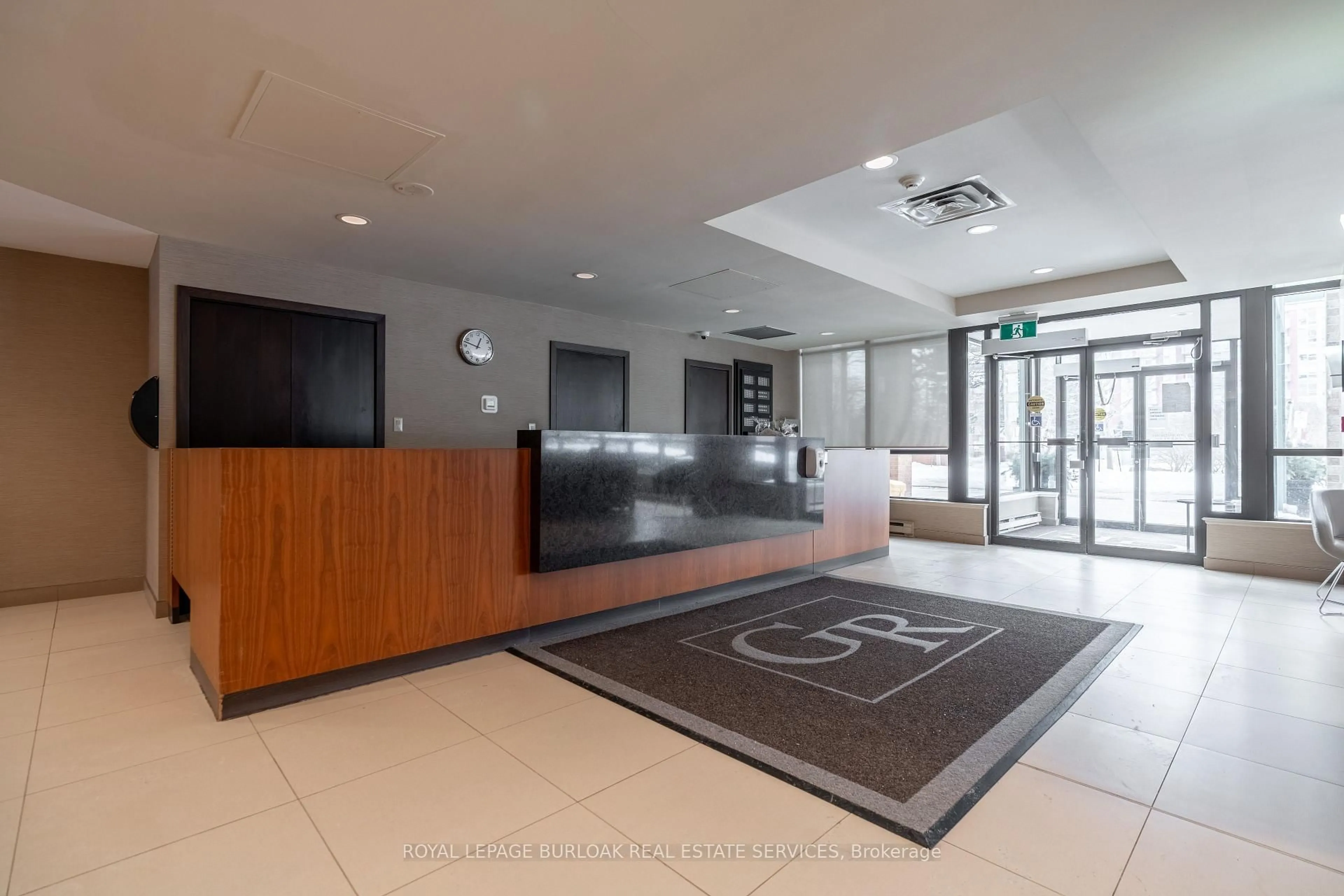 Lobby for 1276 Maple Crossing Blvd #606, Burlington Ontario L7S 2J9