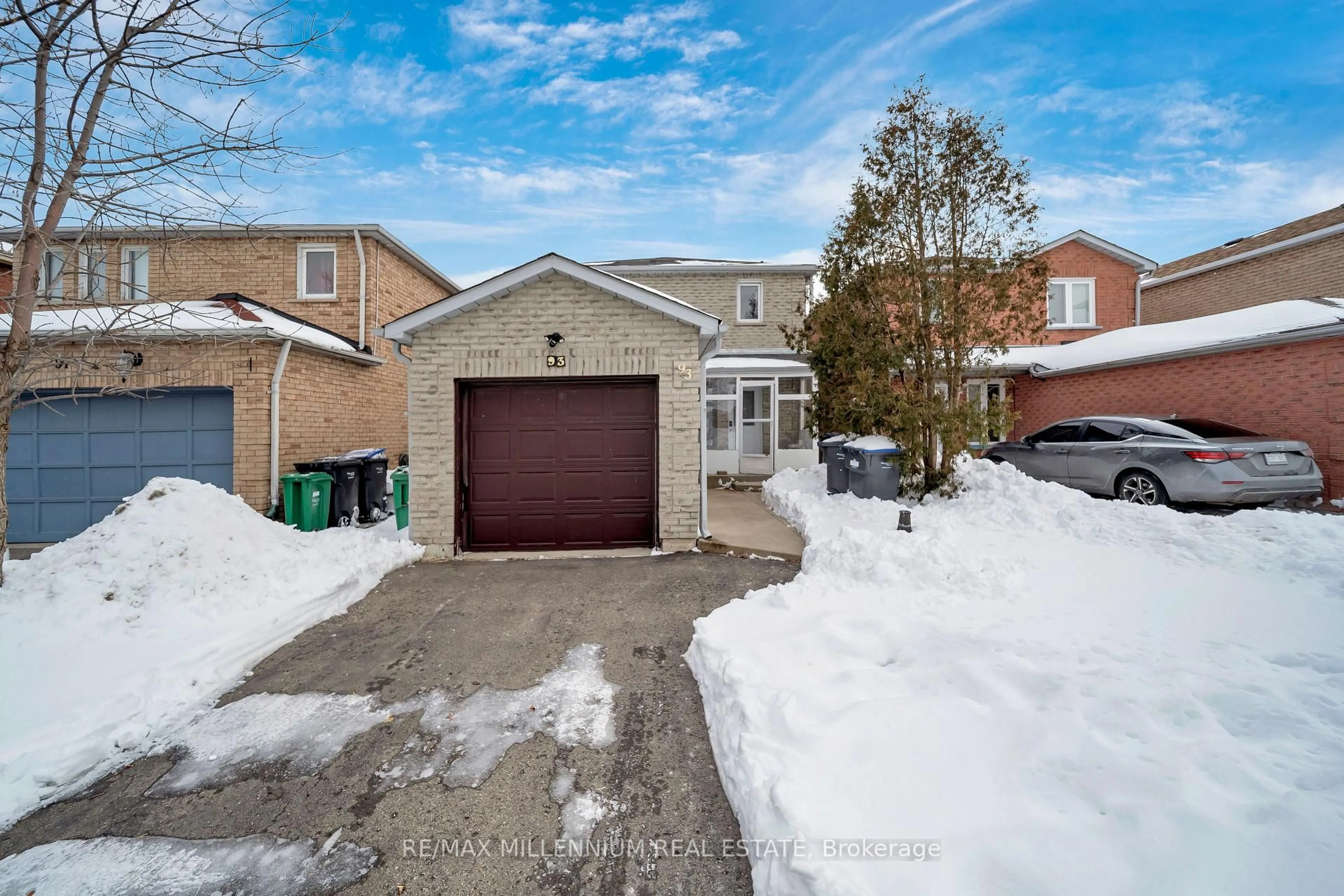 Unknown for 93 Gatesgill St, Brampton Ontario L6X 3T1