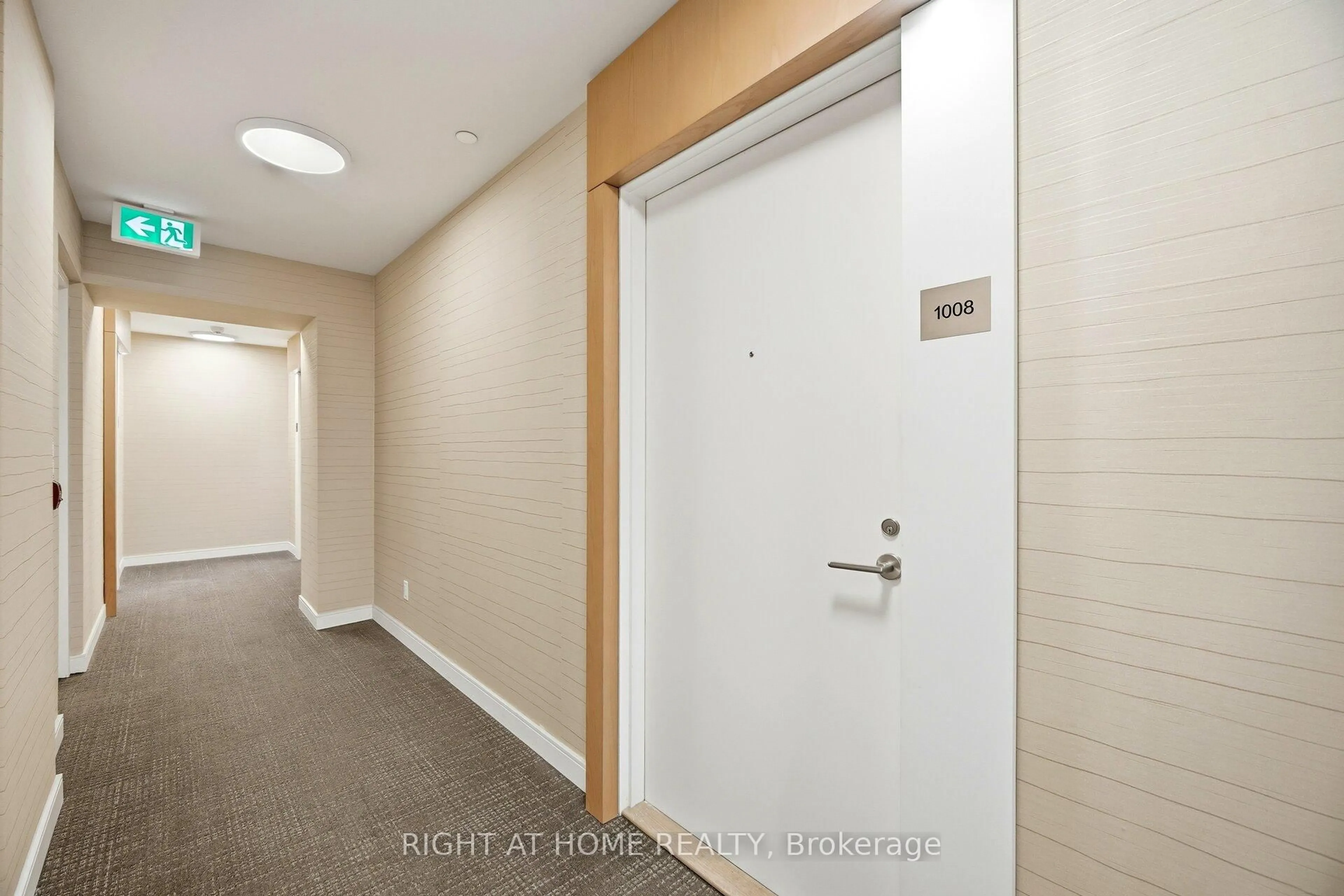 Unknown for 70 Annie Craig Dr #1008, Toronto Ontario M8V 0G2