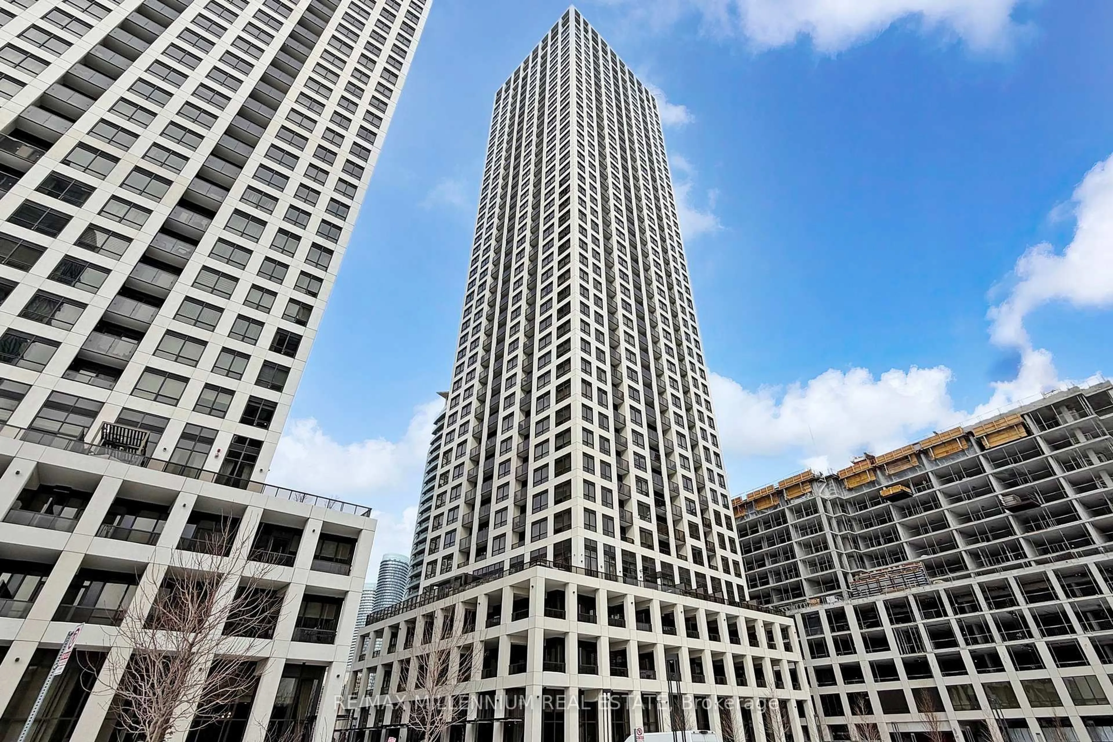 Unknown for 30 Elm Dr #2202, Mississauga Ontario L5B 0N6