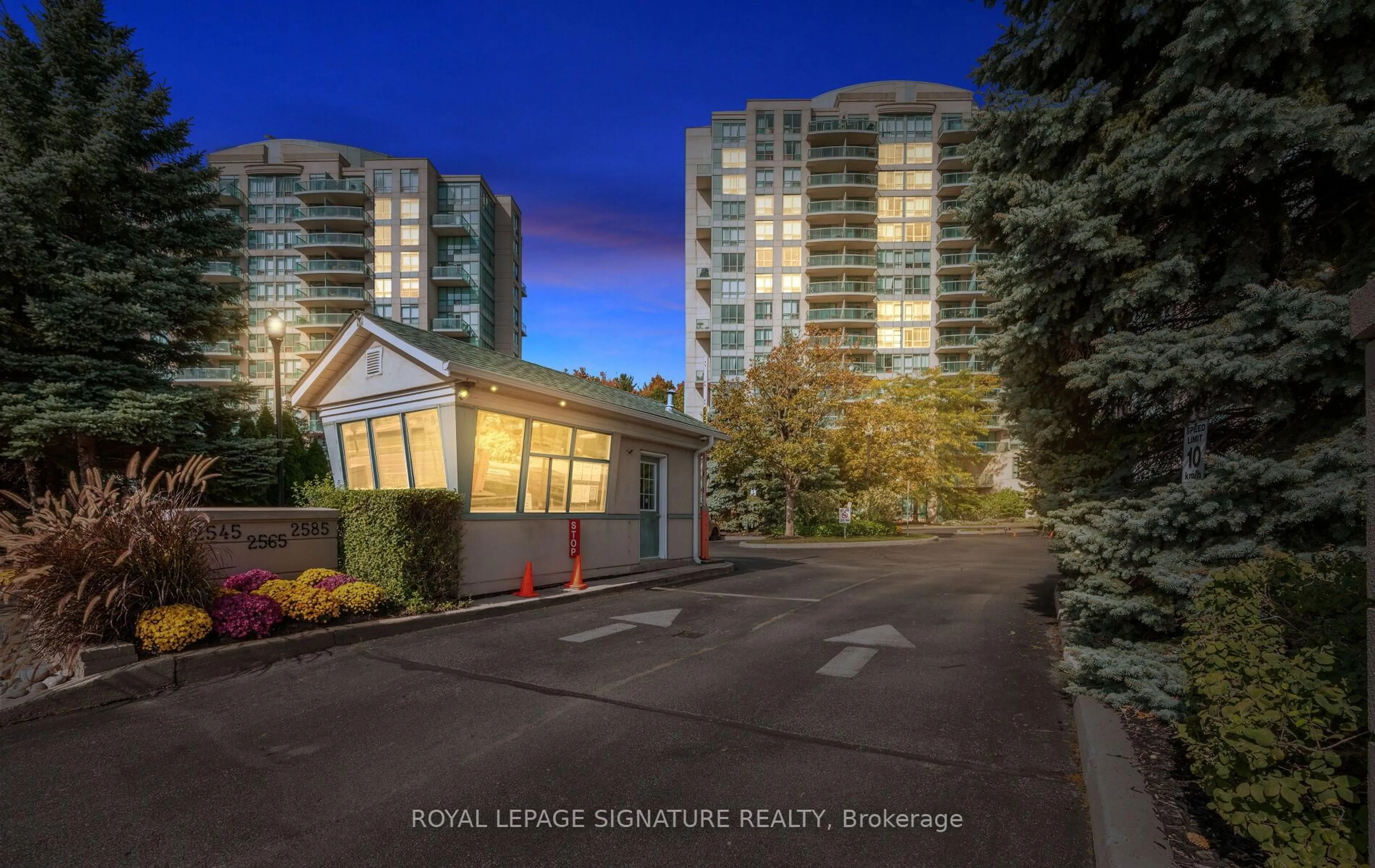 Unknown for 2565 Erin Centre Blvd #1501, Mississauga Ontario L5M 6Z8