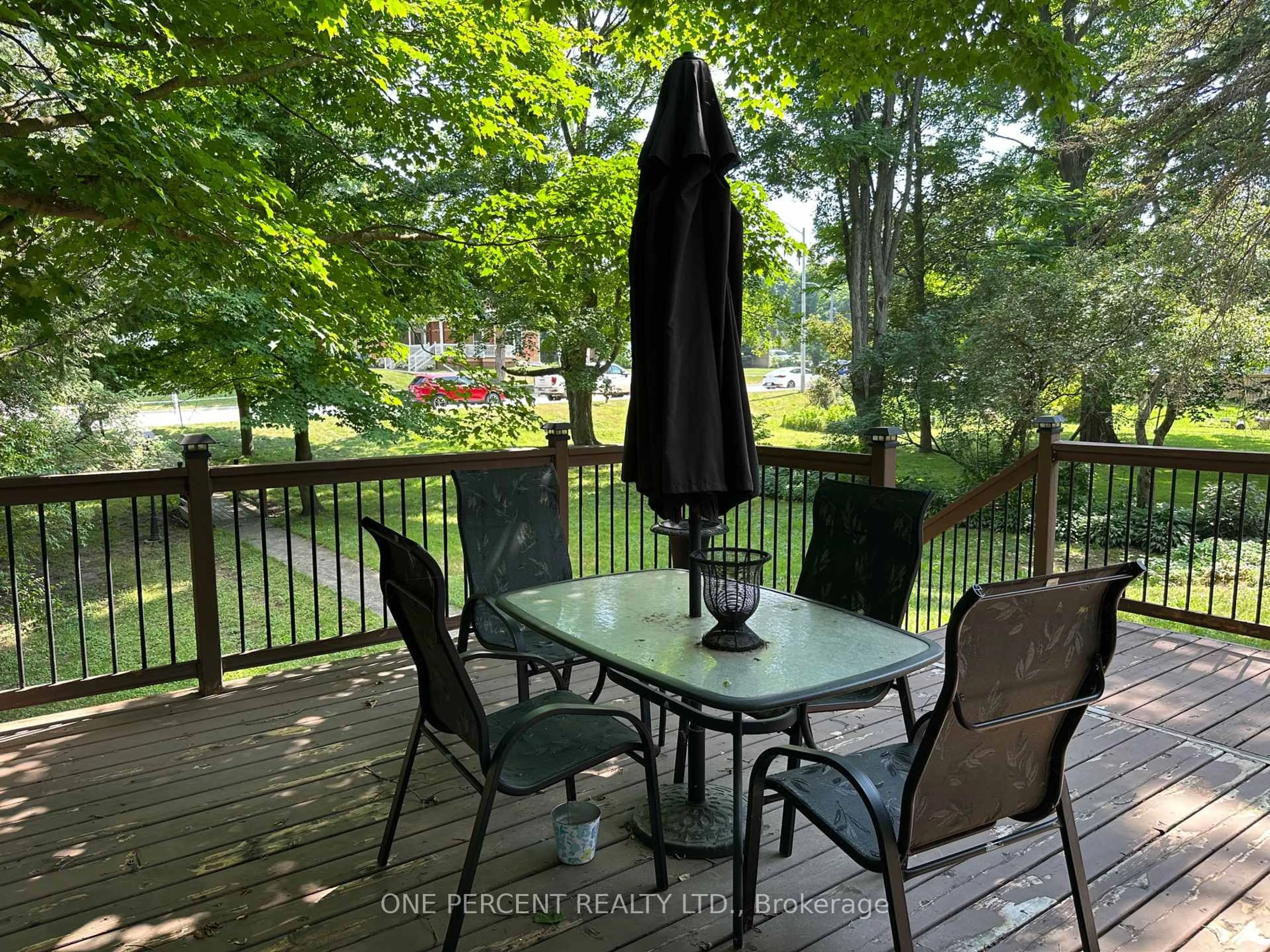 Patio, water/lake/river/ocean view for 7 Second Ave, Orangeville Ontario L9W 1H4
