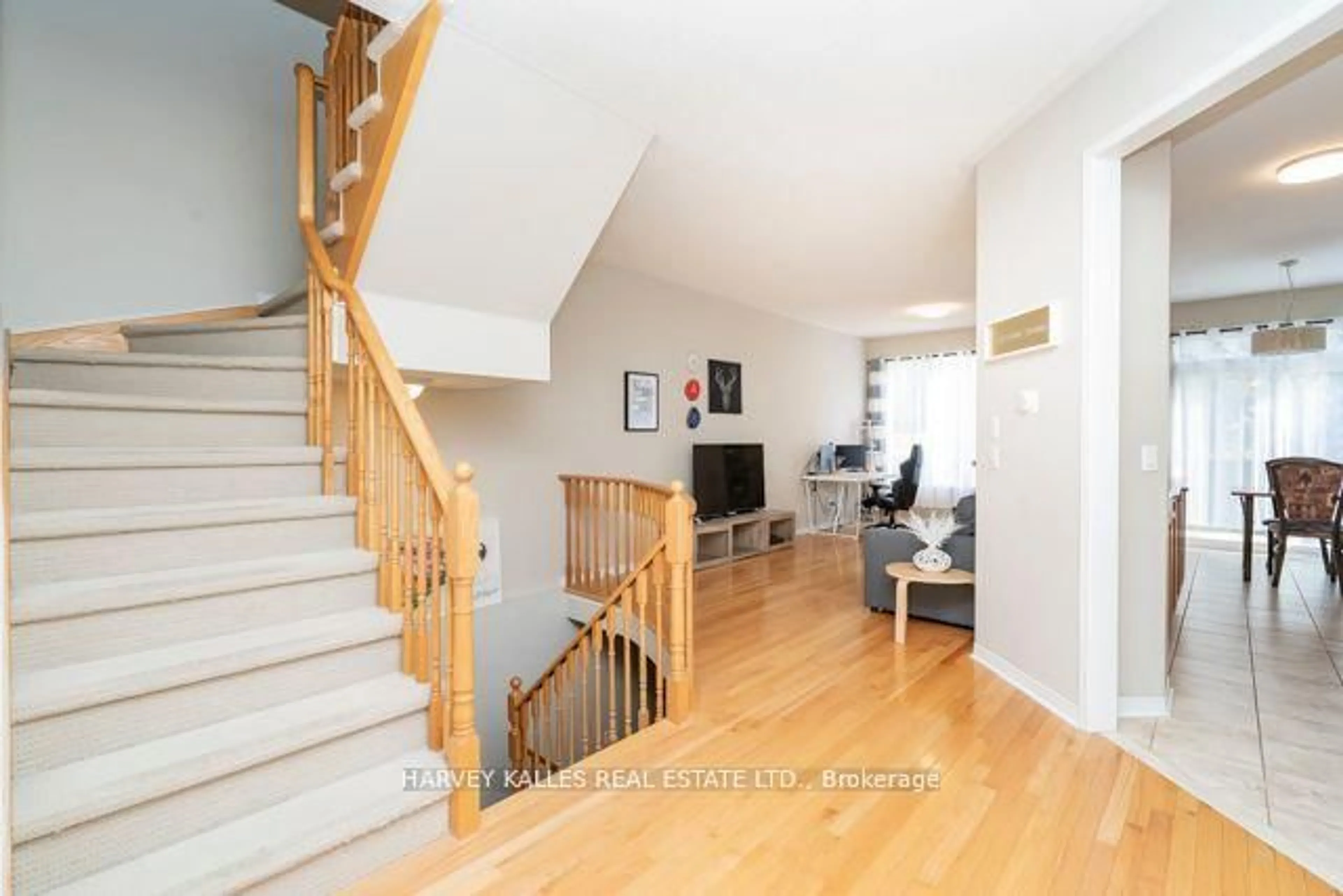 Unknown for 3886 Skyview St, Mississauga Ontario L5M 8A4