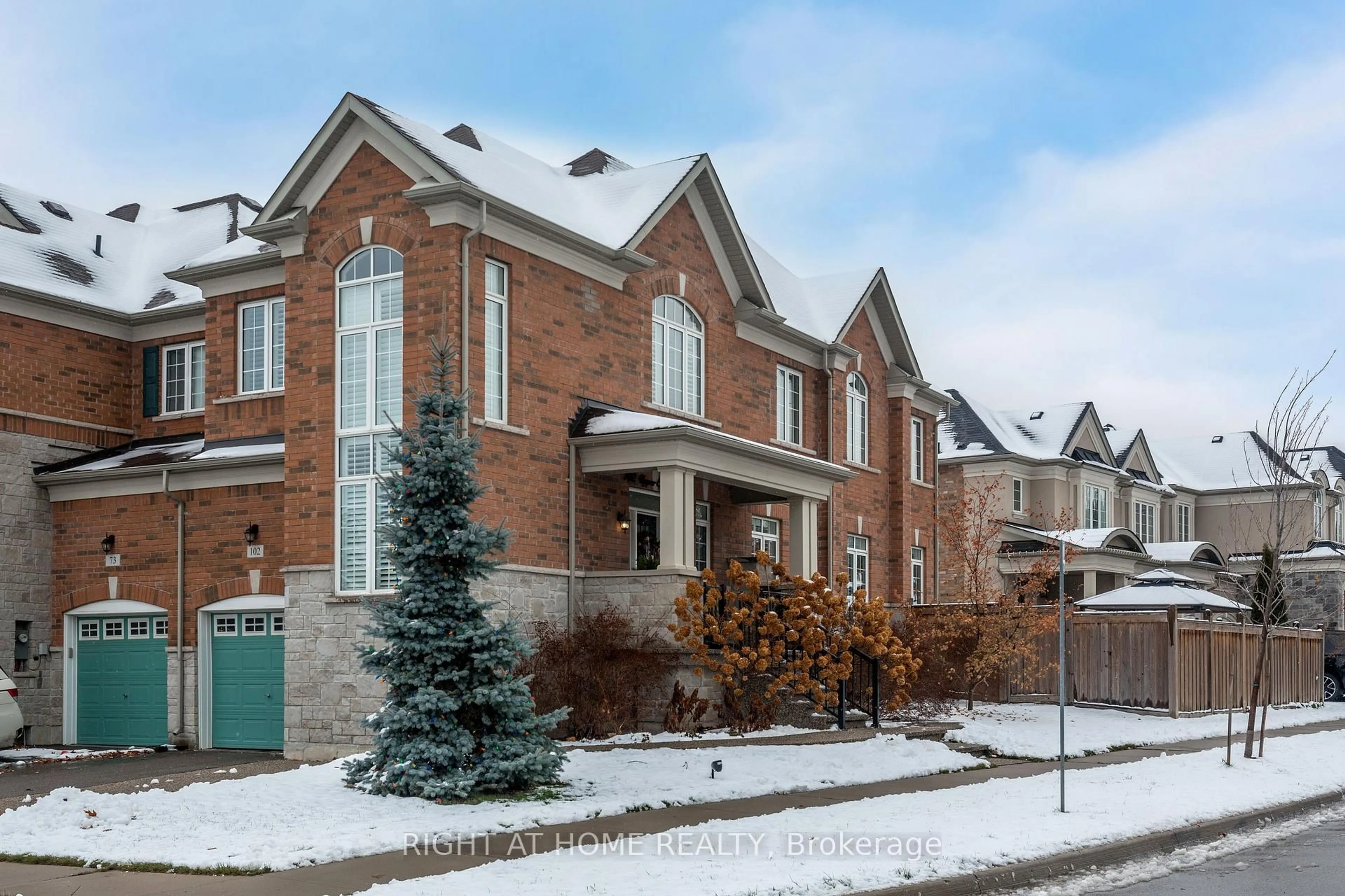 Home with brick exterior material, street for 102 Upper Canada Crt, Halton Hills Ontario L7G 0L2