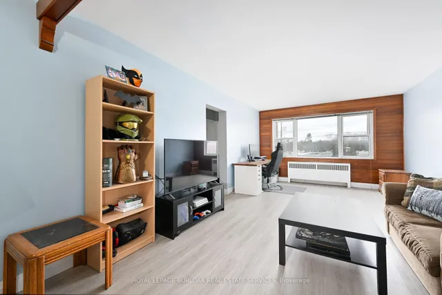 2418 New St #11, Burlington 4