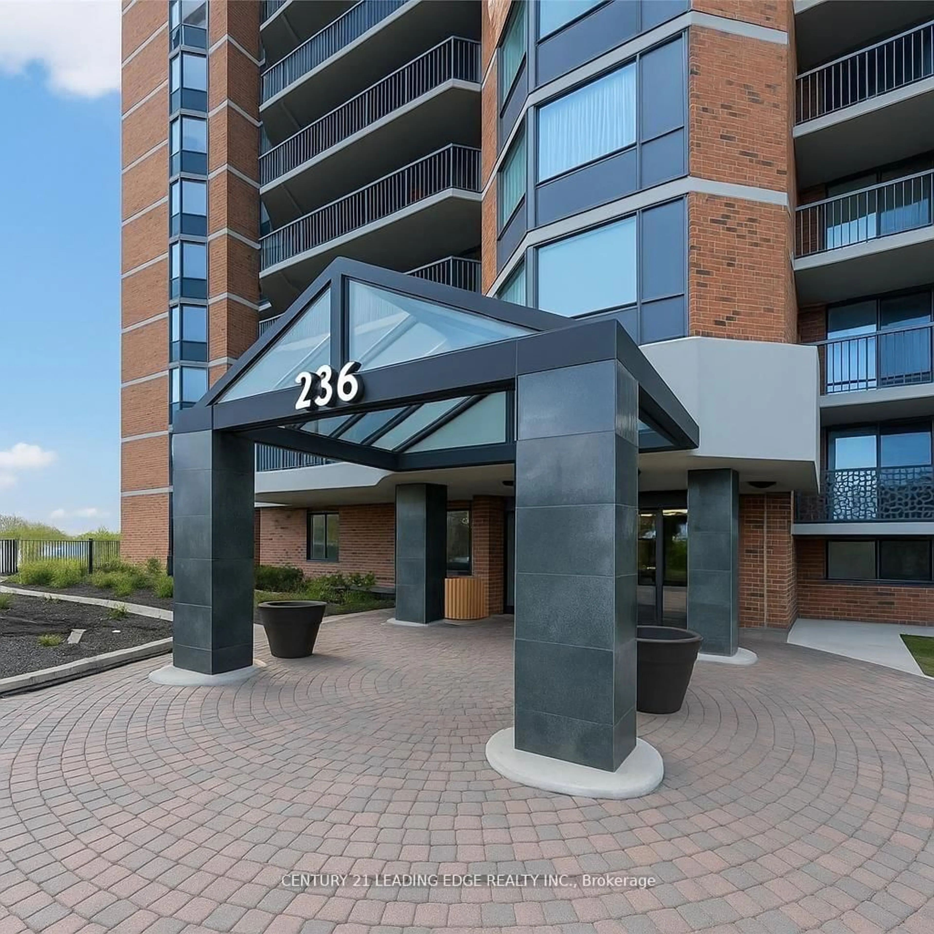 Indoor foyer for 236 Albion Rd #112, Toronto Ontario M9W 6A6