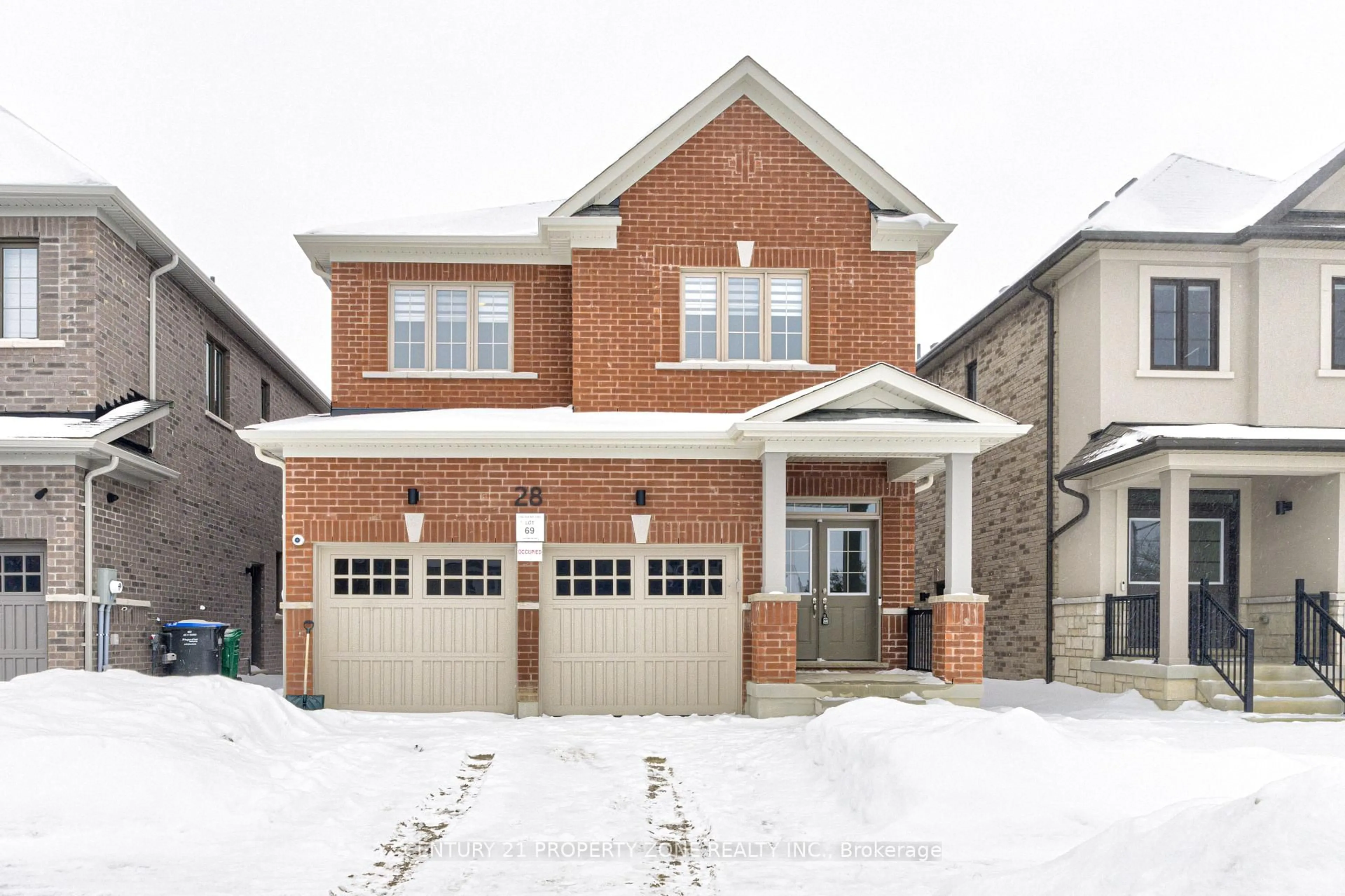 Home with brick exterior material, street for 28 Autumn Oak Crt, Caledon Ontario L7E 1X6