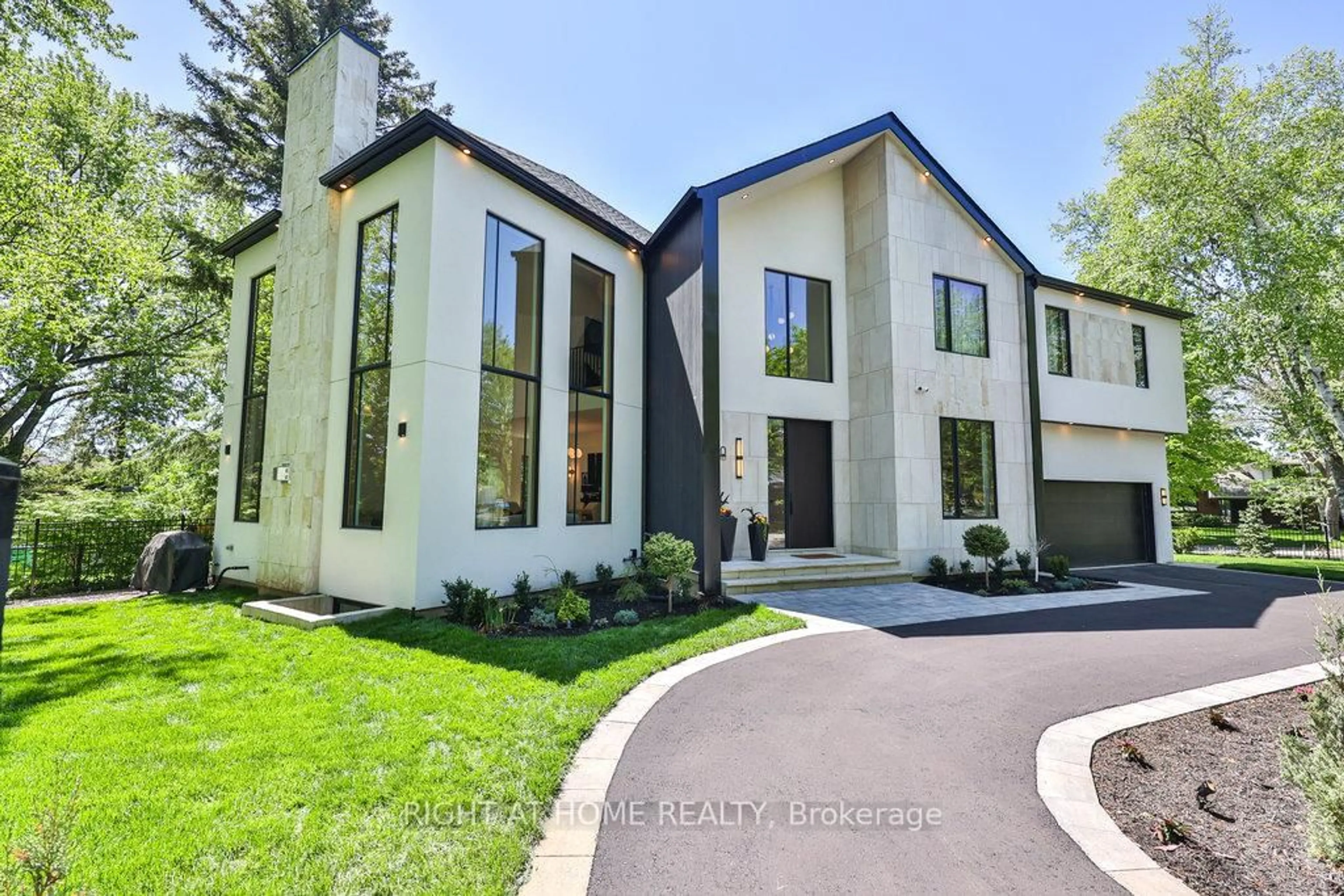 Home with brick exterior material, street for 920 Calder Rd, Mississauga Ontario L5J 2N7