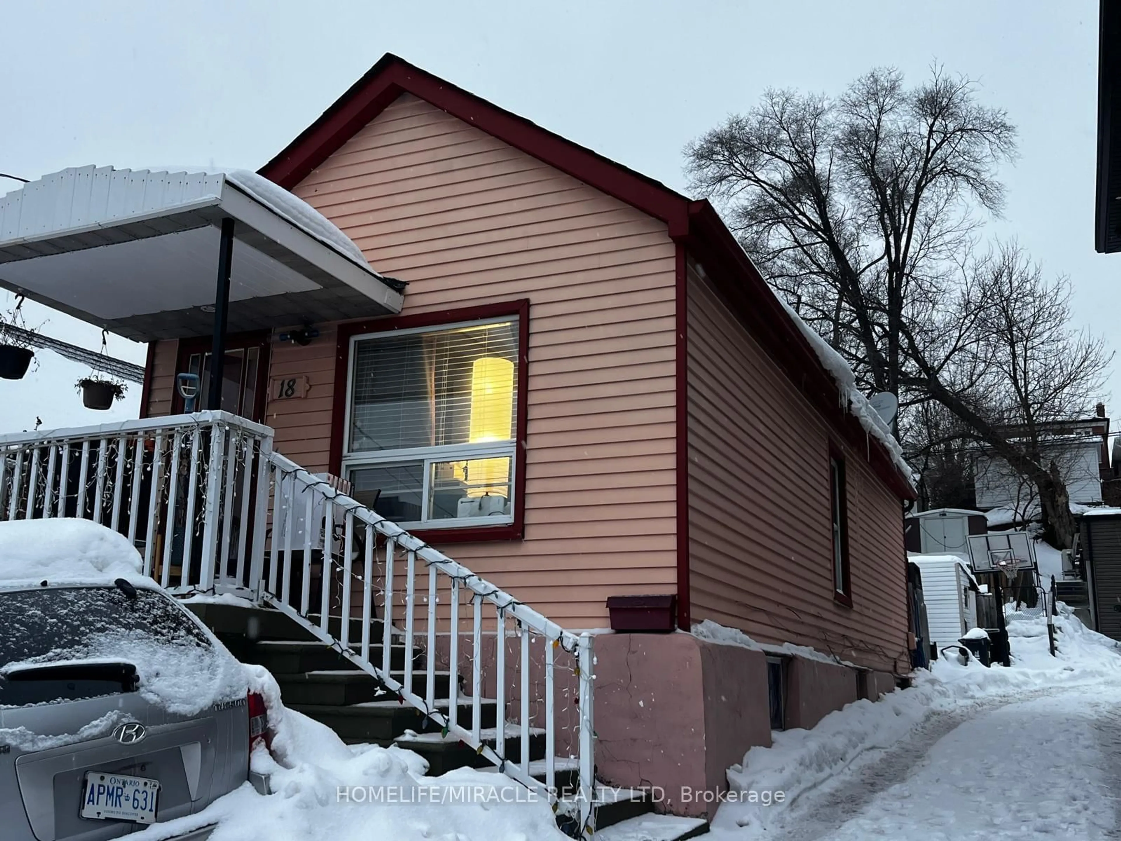 Unknown for 18 Holmesdale Cres, Toronto Ontario M6E 1Y5