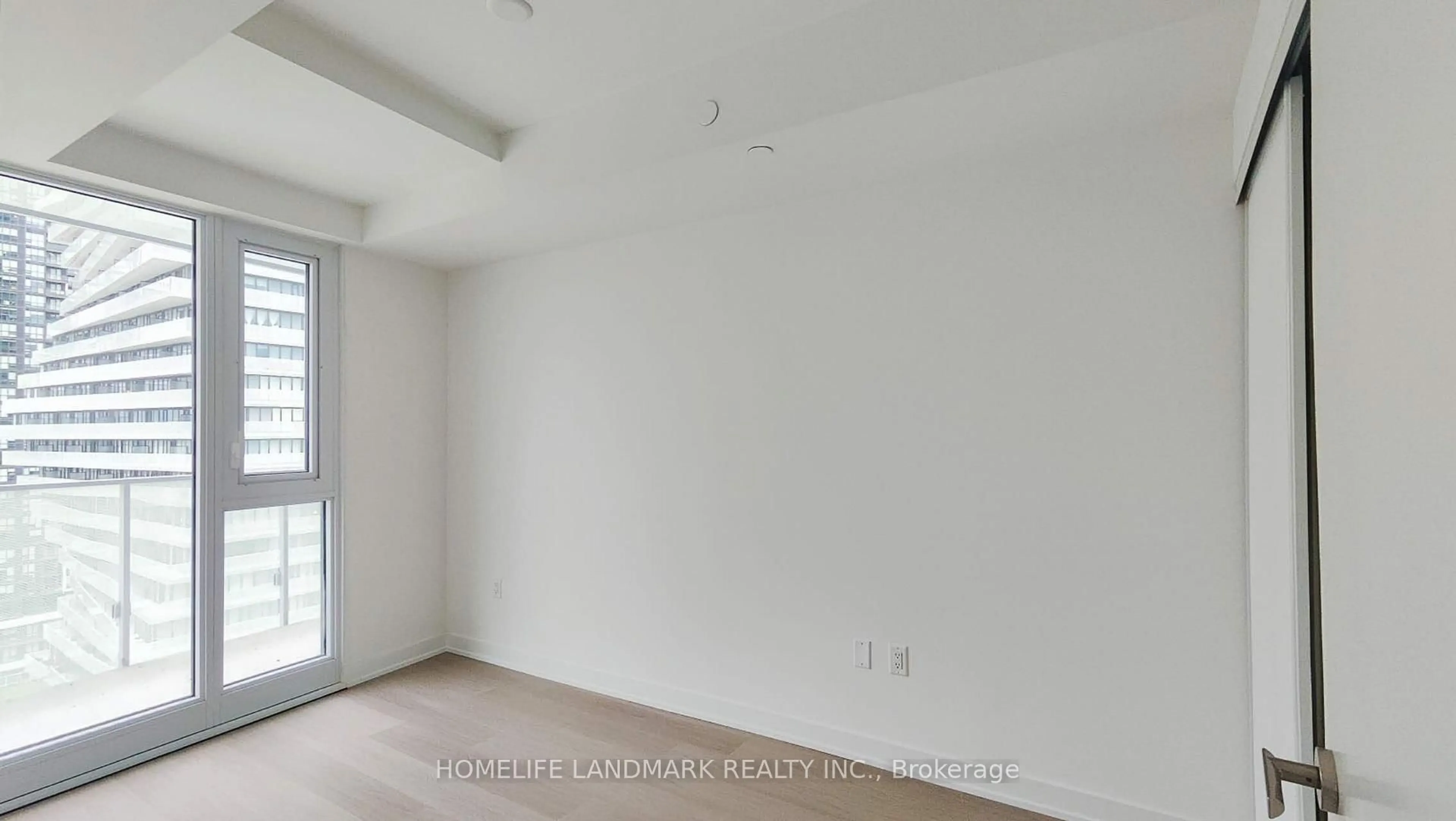 A pic of a room for 3883 Quartz Rd #1512, Mississauga Ontario L5B 0M4
