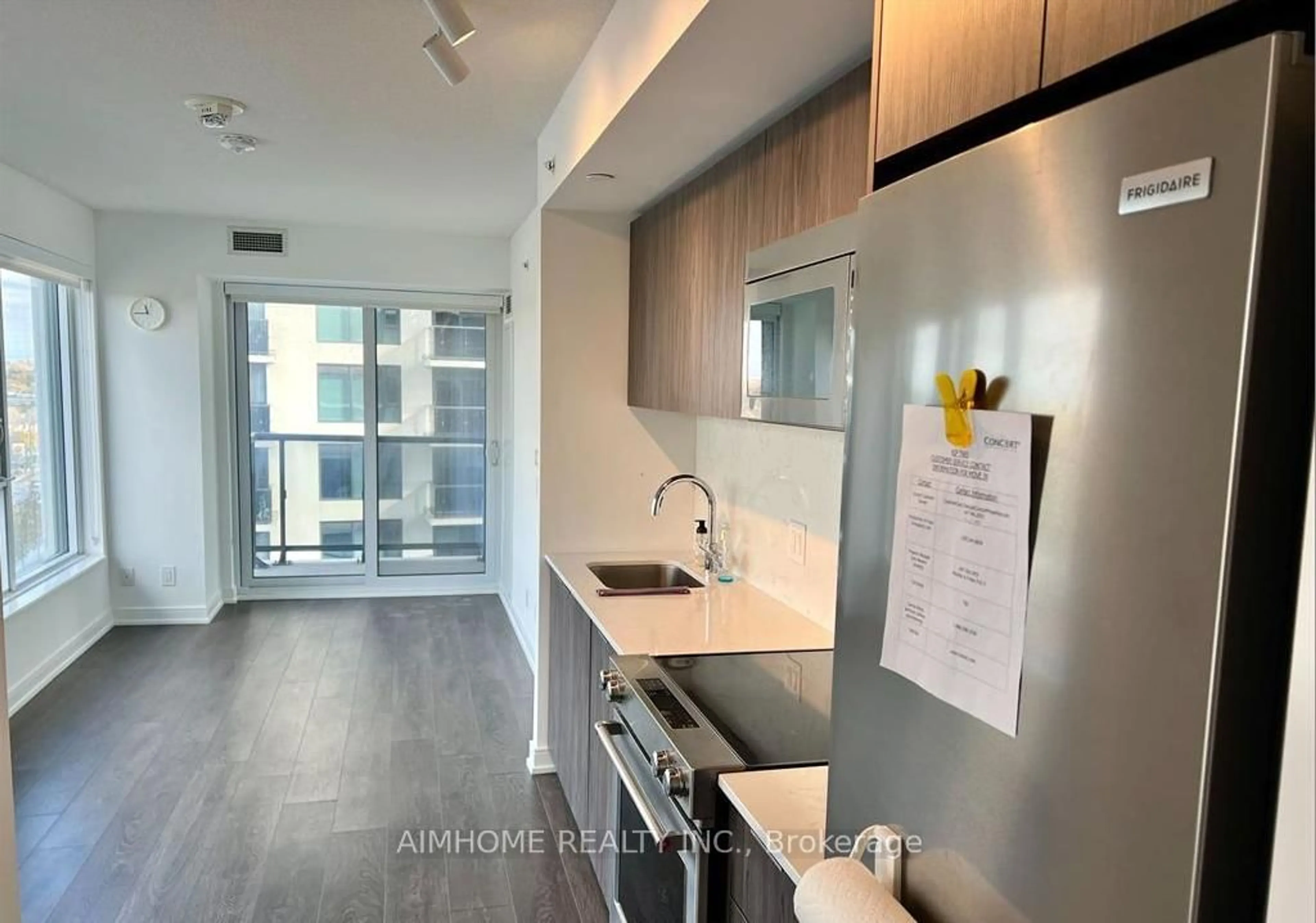 Unknown for 30 Samuel wood Way #804, Toronto Ontario M9B 0C9