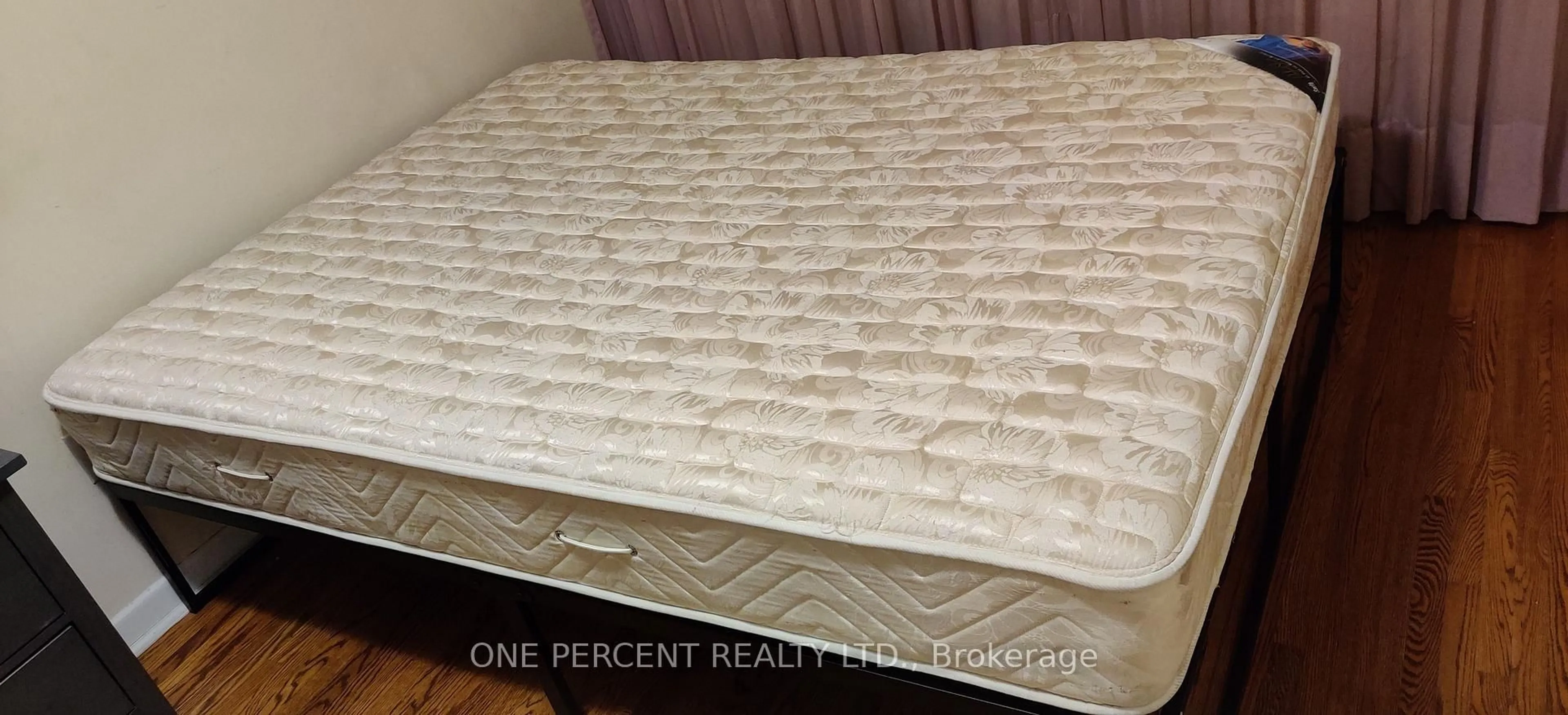 A pic of a room for 80 Fallingdale Cres, Toronto Ontario M3J 1C5