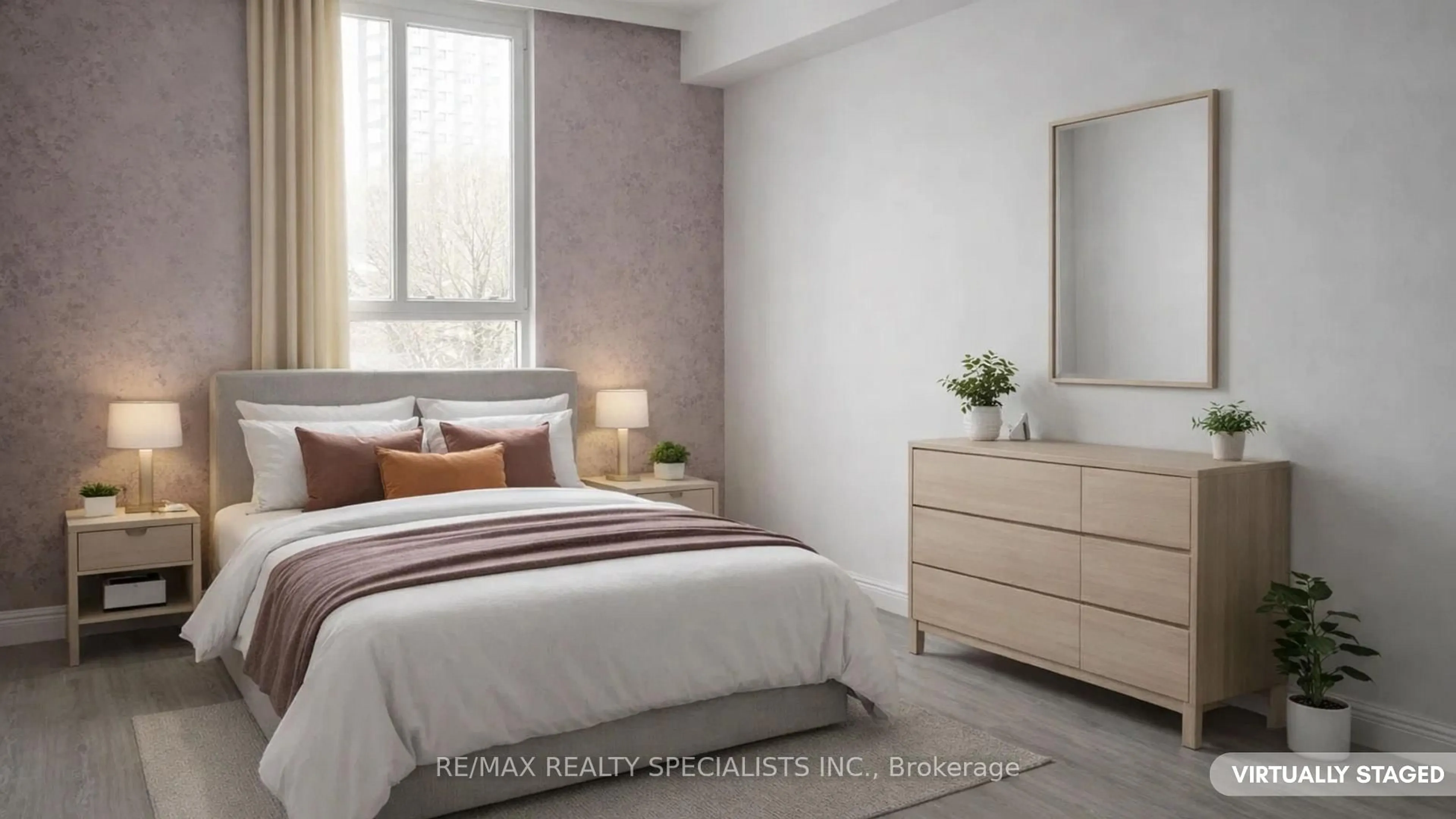 Bedroom with bed, unknown for 155 Hillcrest Ave #302, Mississauga Ontario L5B 3Z2