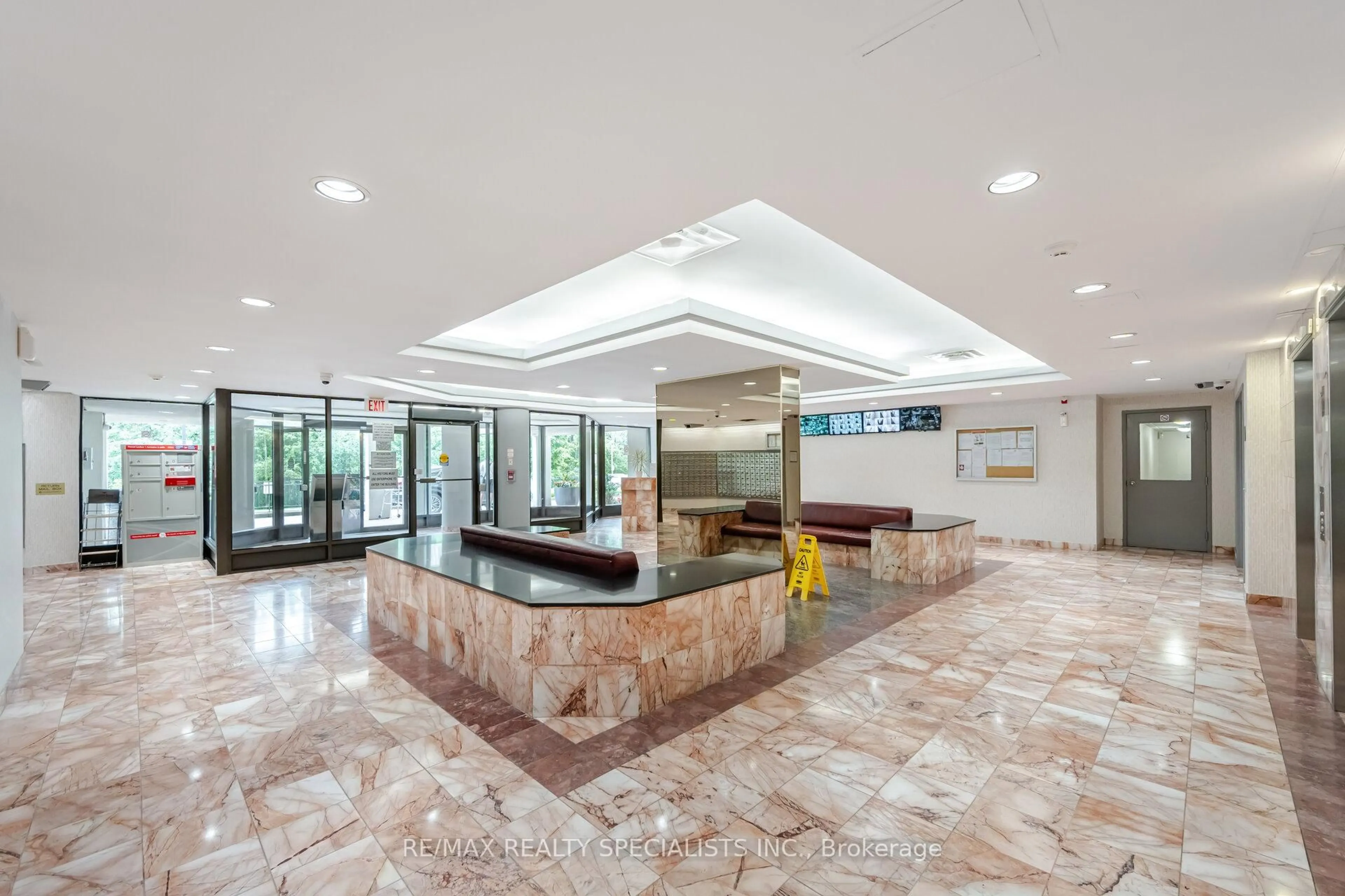 Lobby for 5 Rowntree Rd #805, Toronto Ontario M9V 5G9