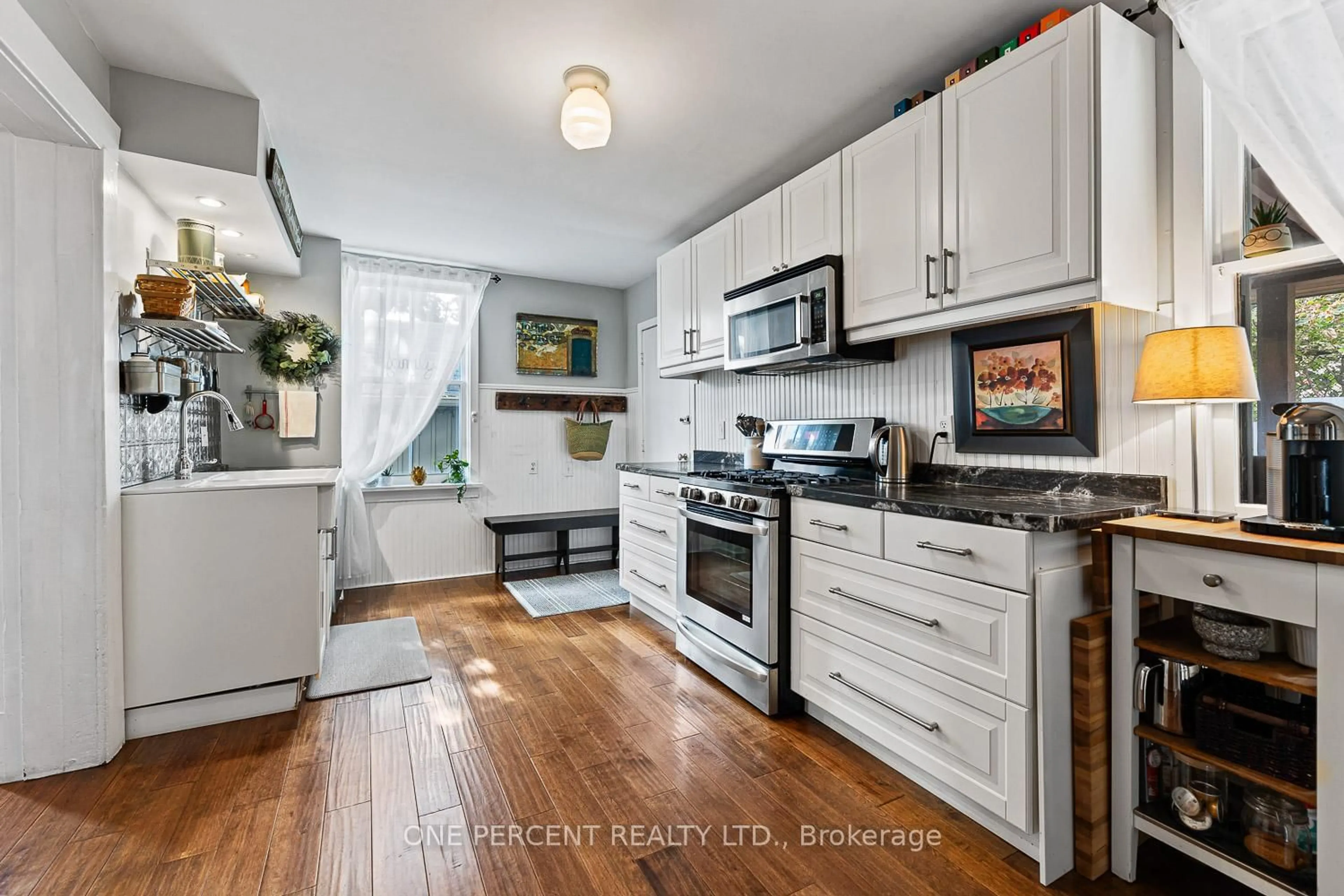 Standard kitchen, unknown for 3 Bird Ave, Brampton Ontario L6V 1K8