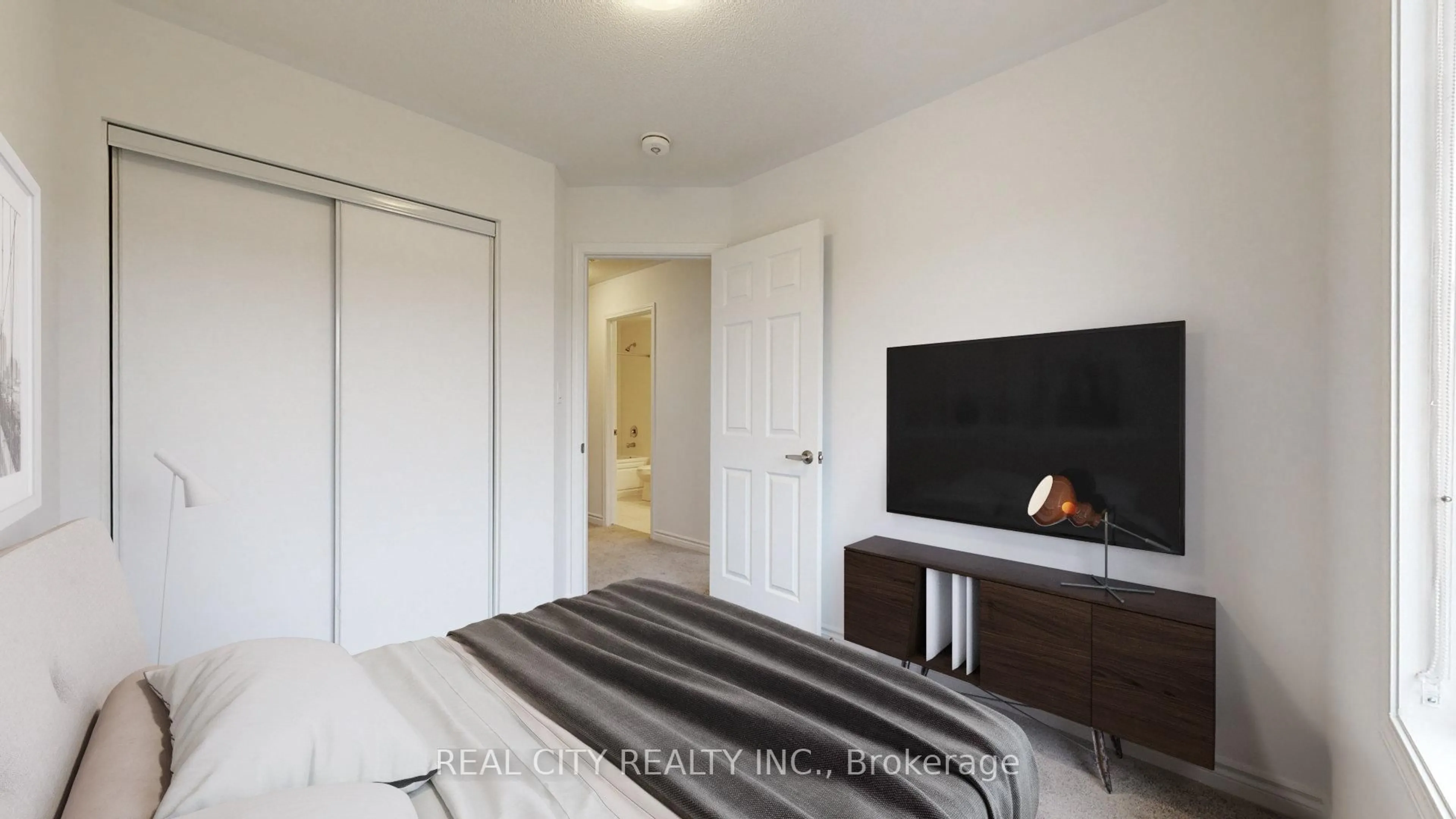 A pic of a room for 11 Keppel Circ, Brampton Ontario L7A 5K4