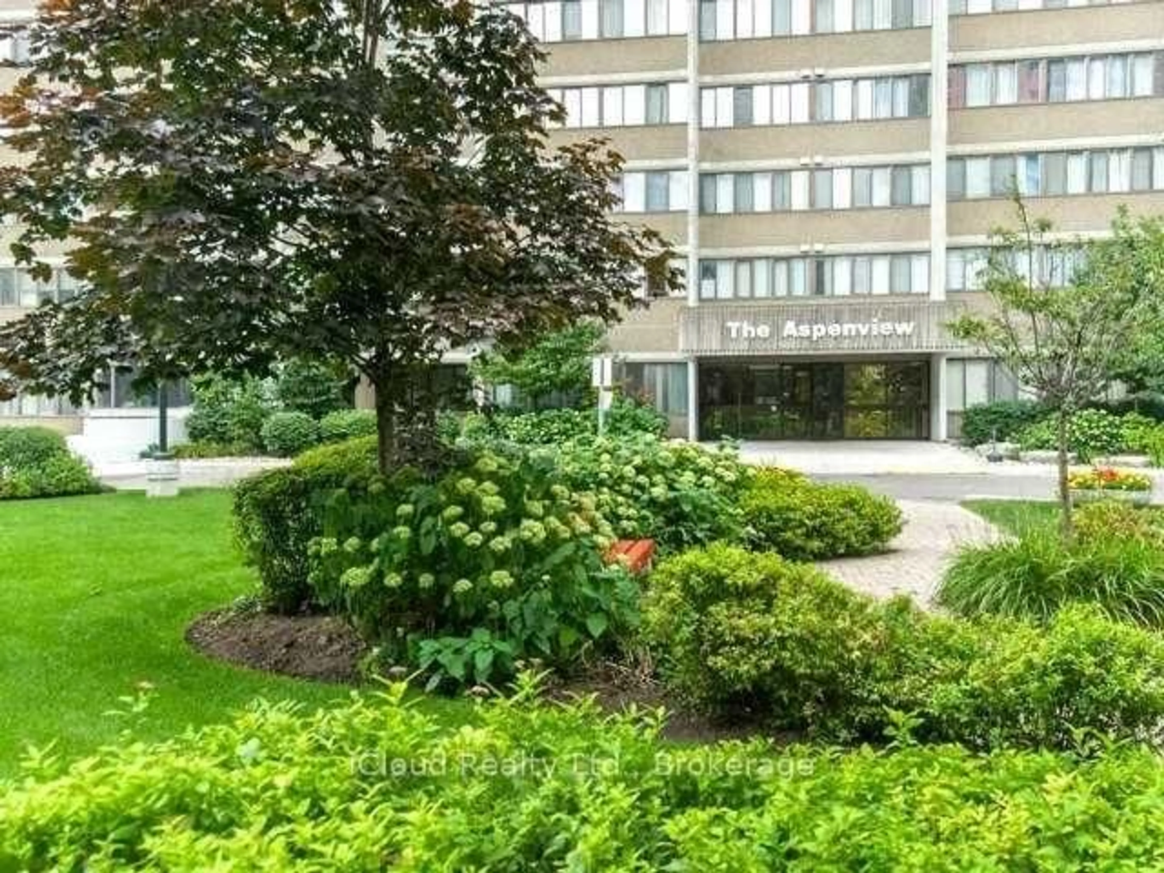 Unknown for 50 Elm Dr #1605, Mississauga Ontario L5A 3X2